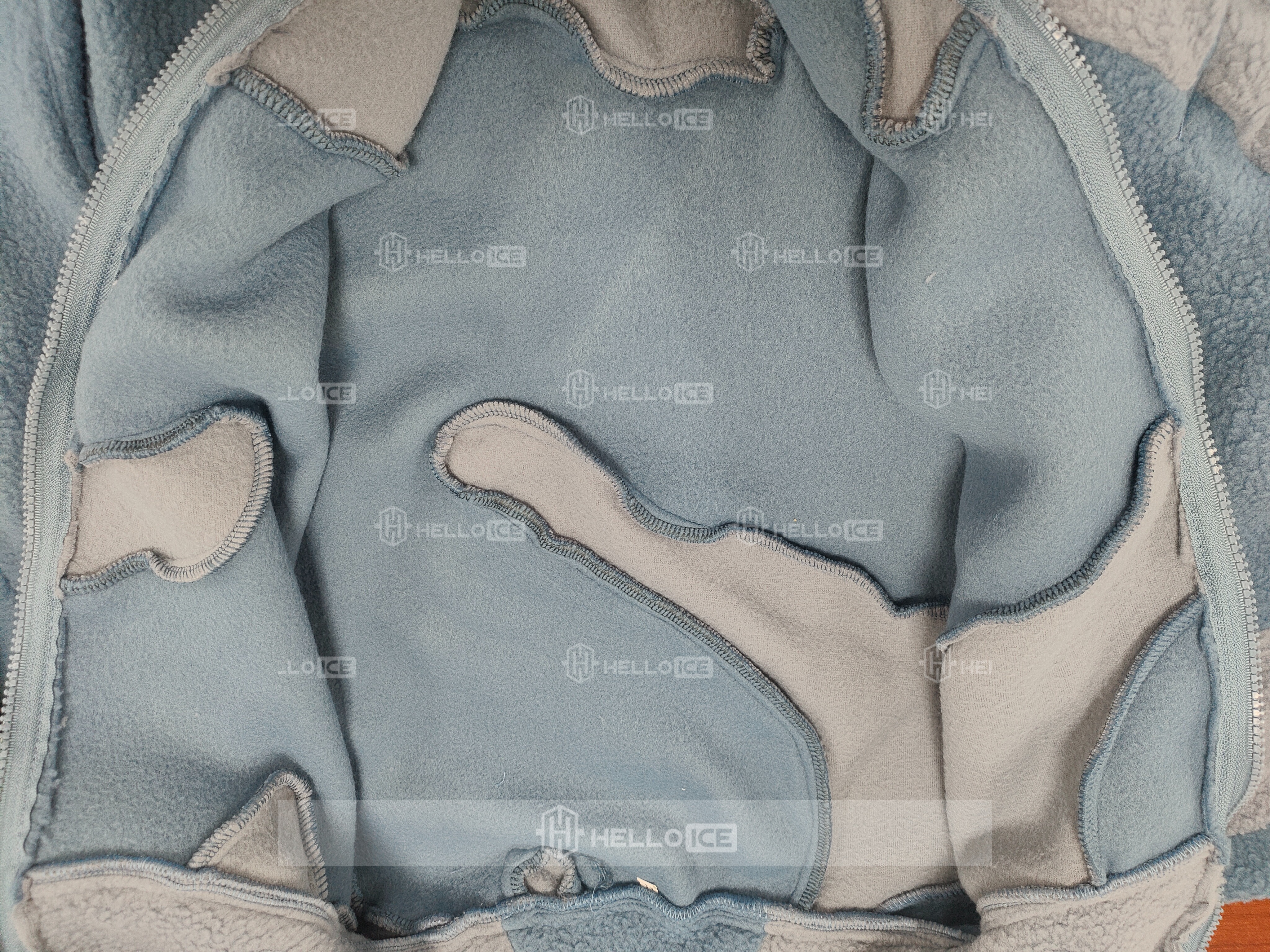 Helloice Review Image