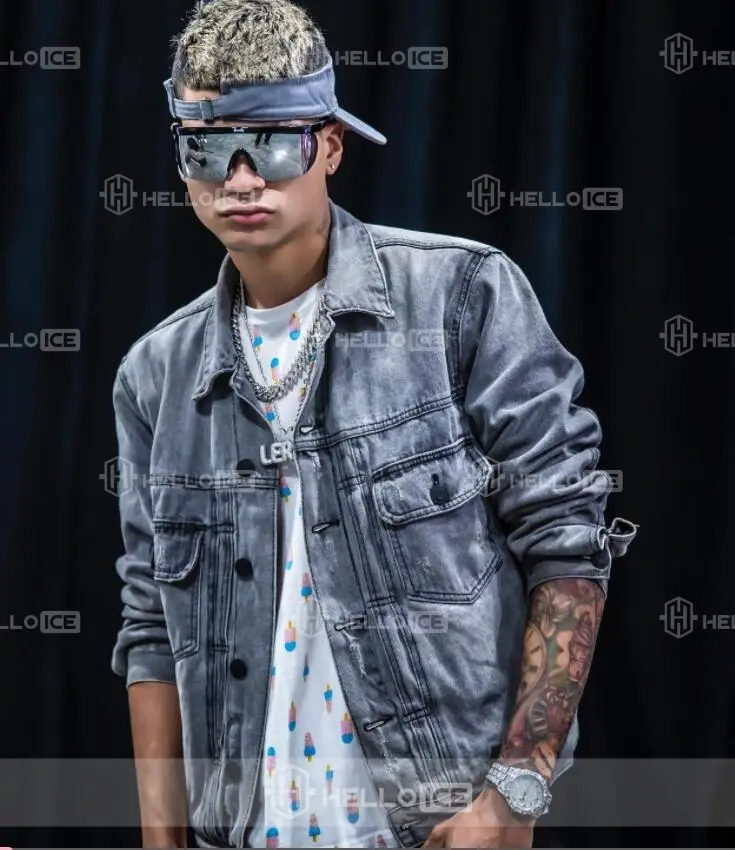 Helloice Review Image