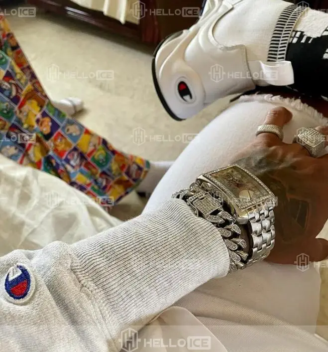 Helloice Review Image