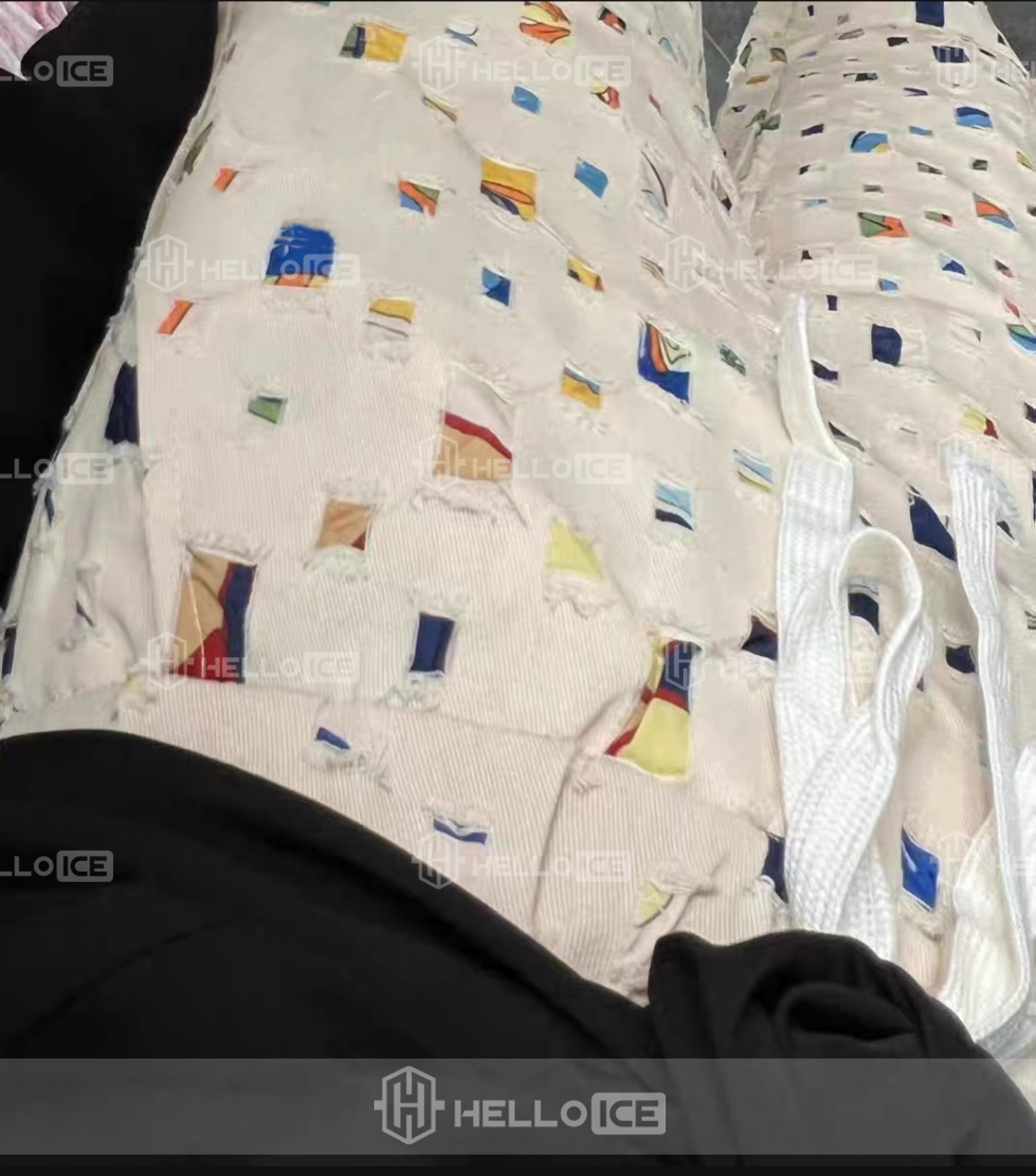 Helloice Review Image