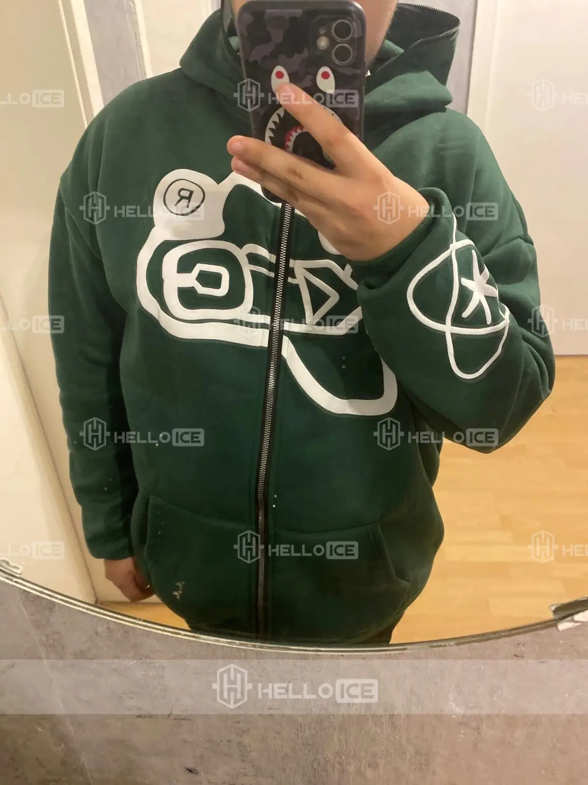 Helloice Review Image