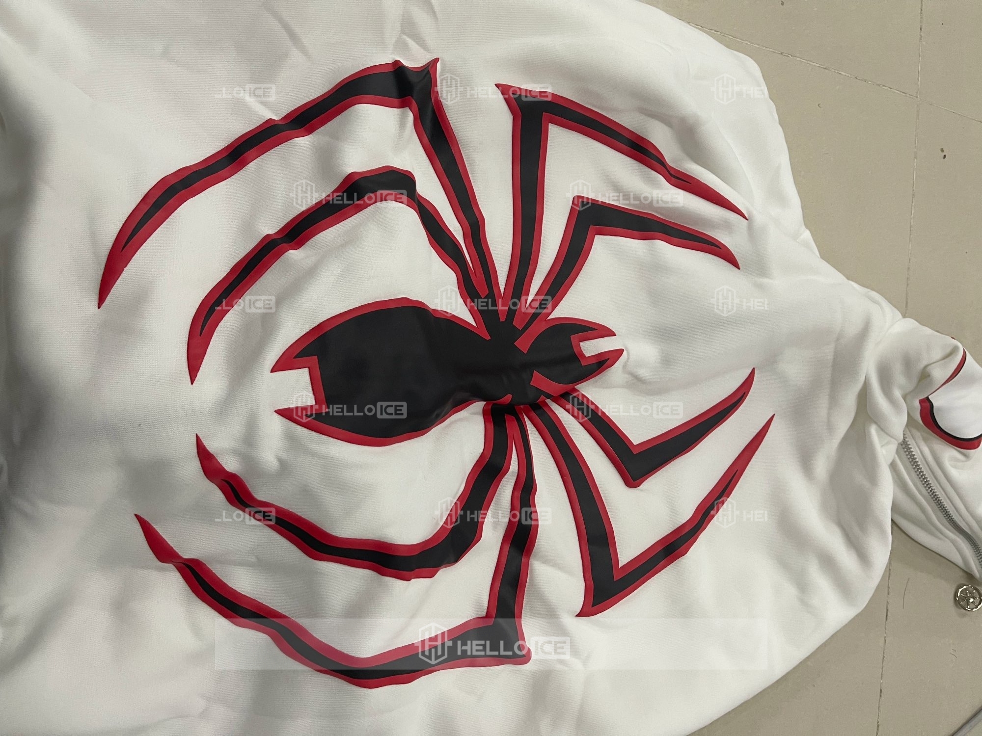 Helloice Review Image