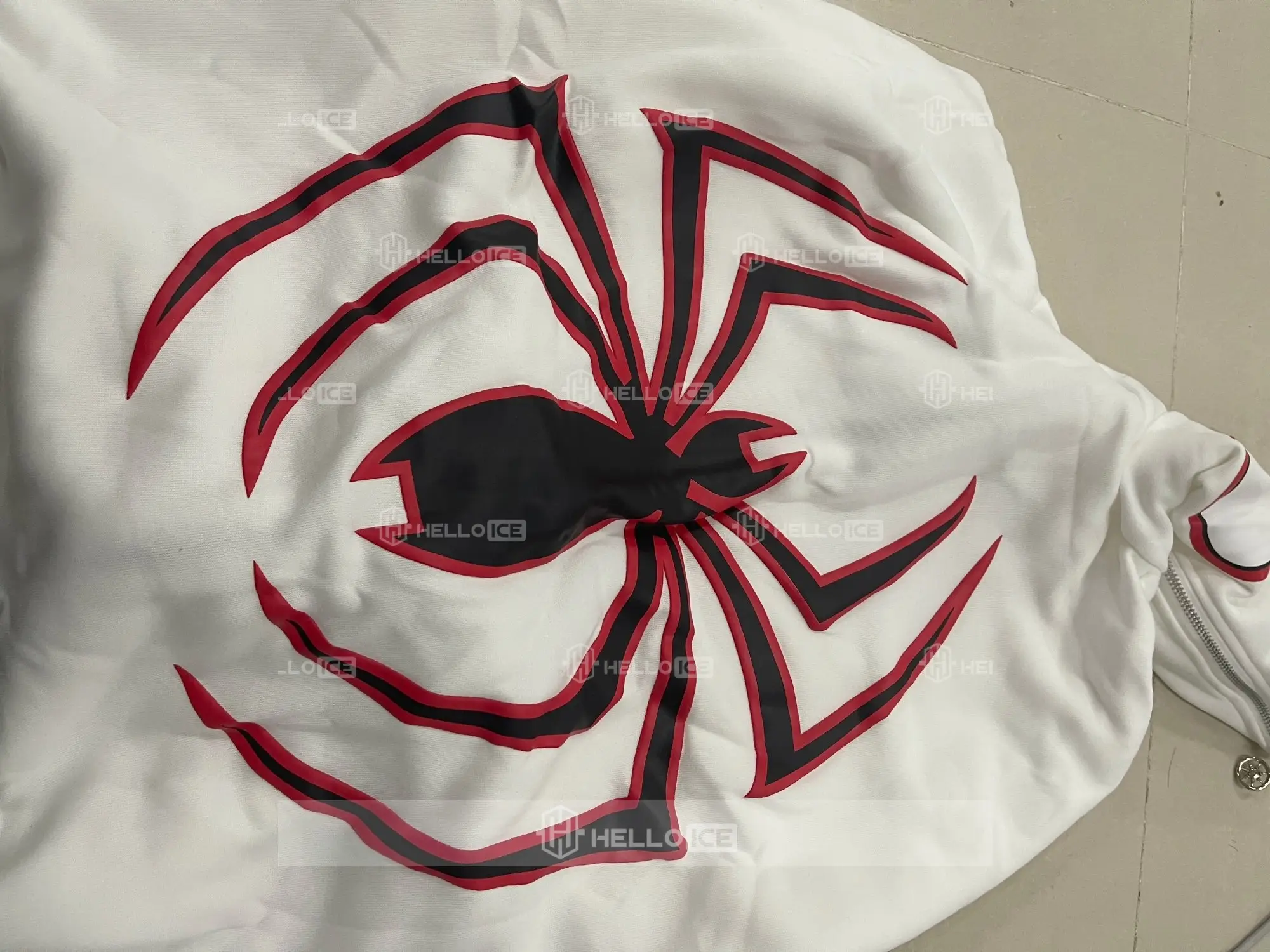 Helloice Review Image