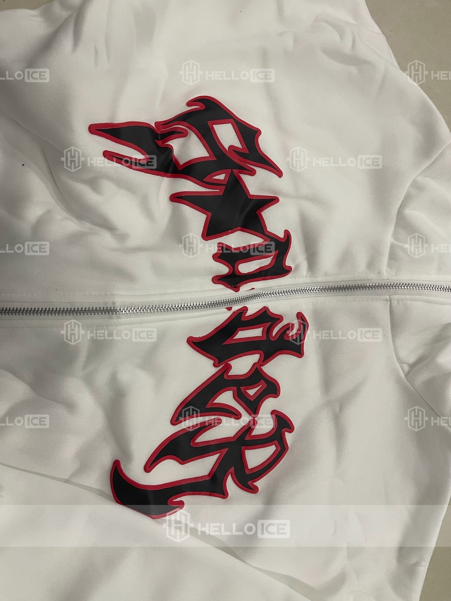 Helloice Review Image