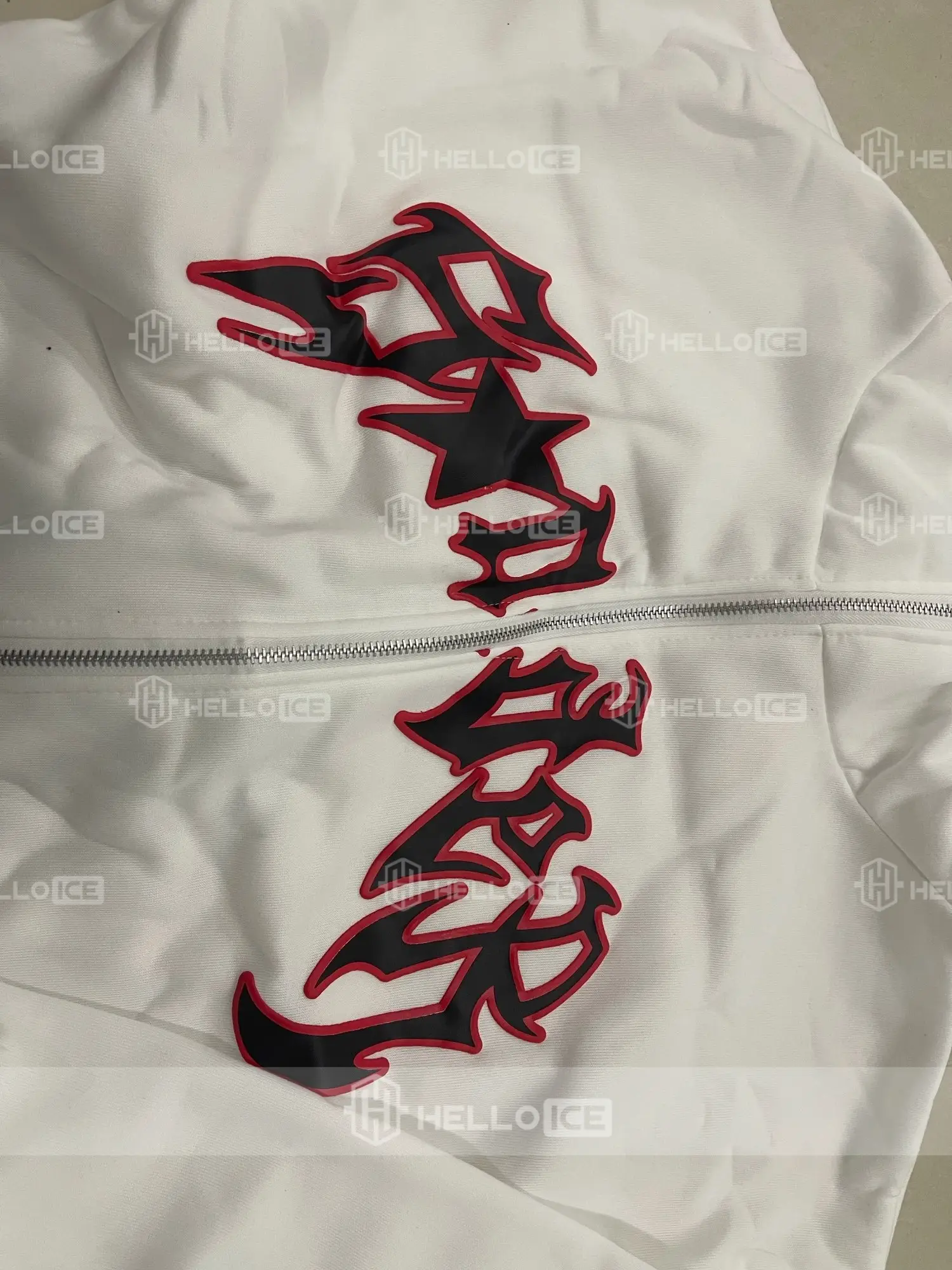 Helloice Review Image