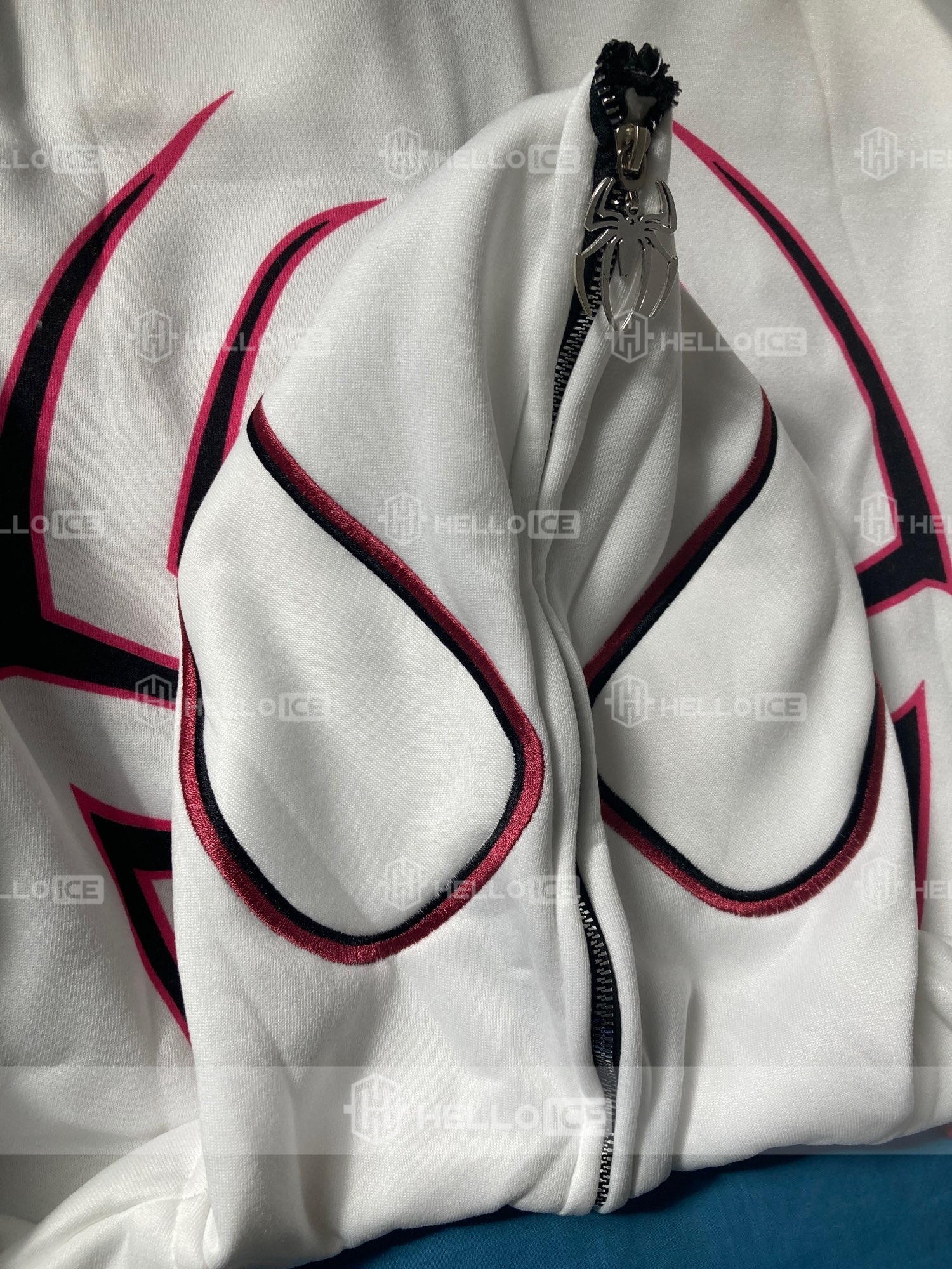 Helloice Review Image