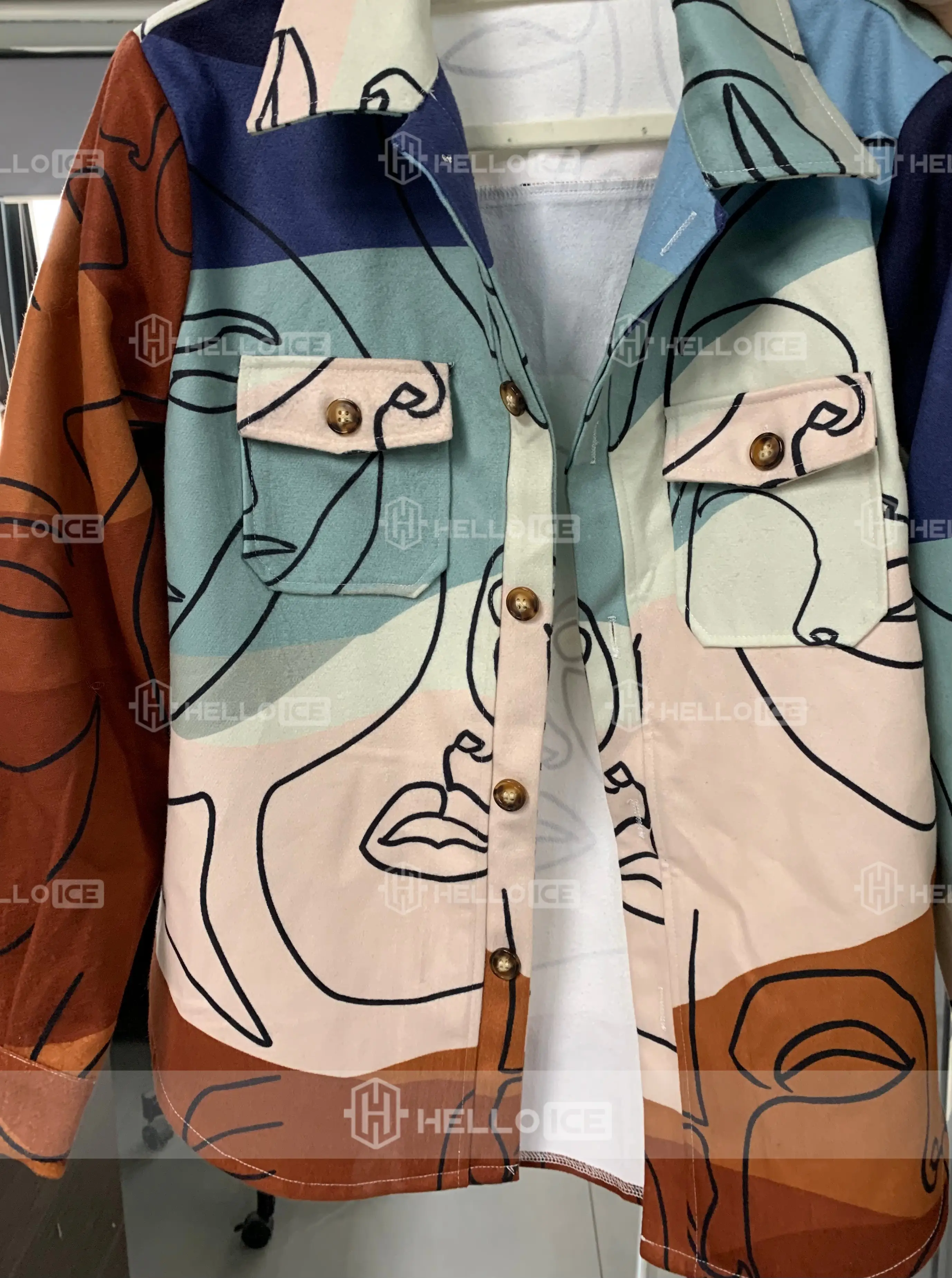 Helloice Review Image