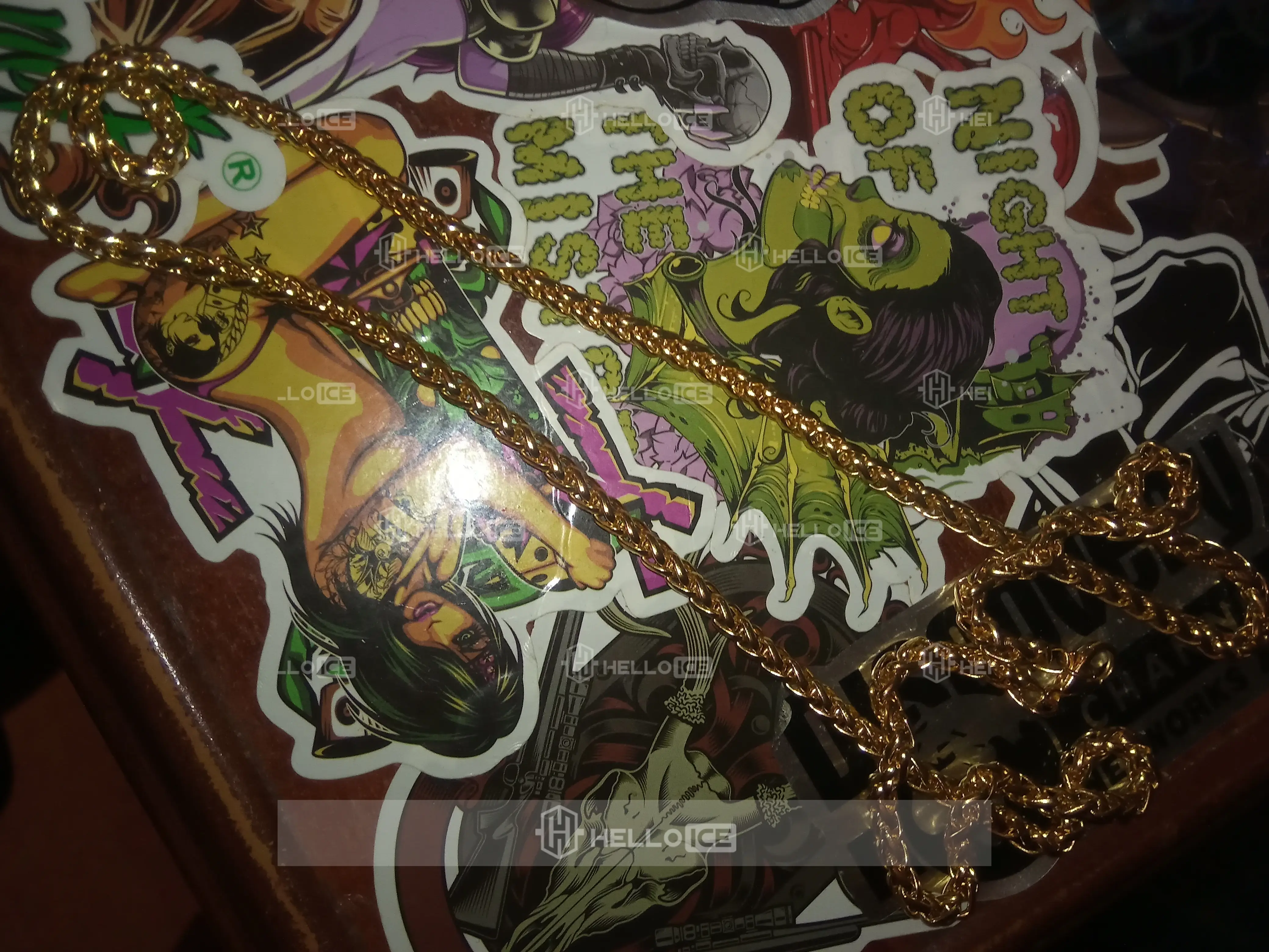 Helloice Review Image