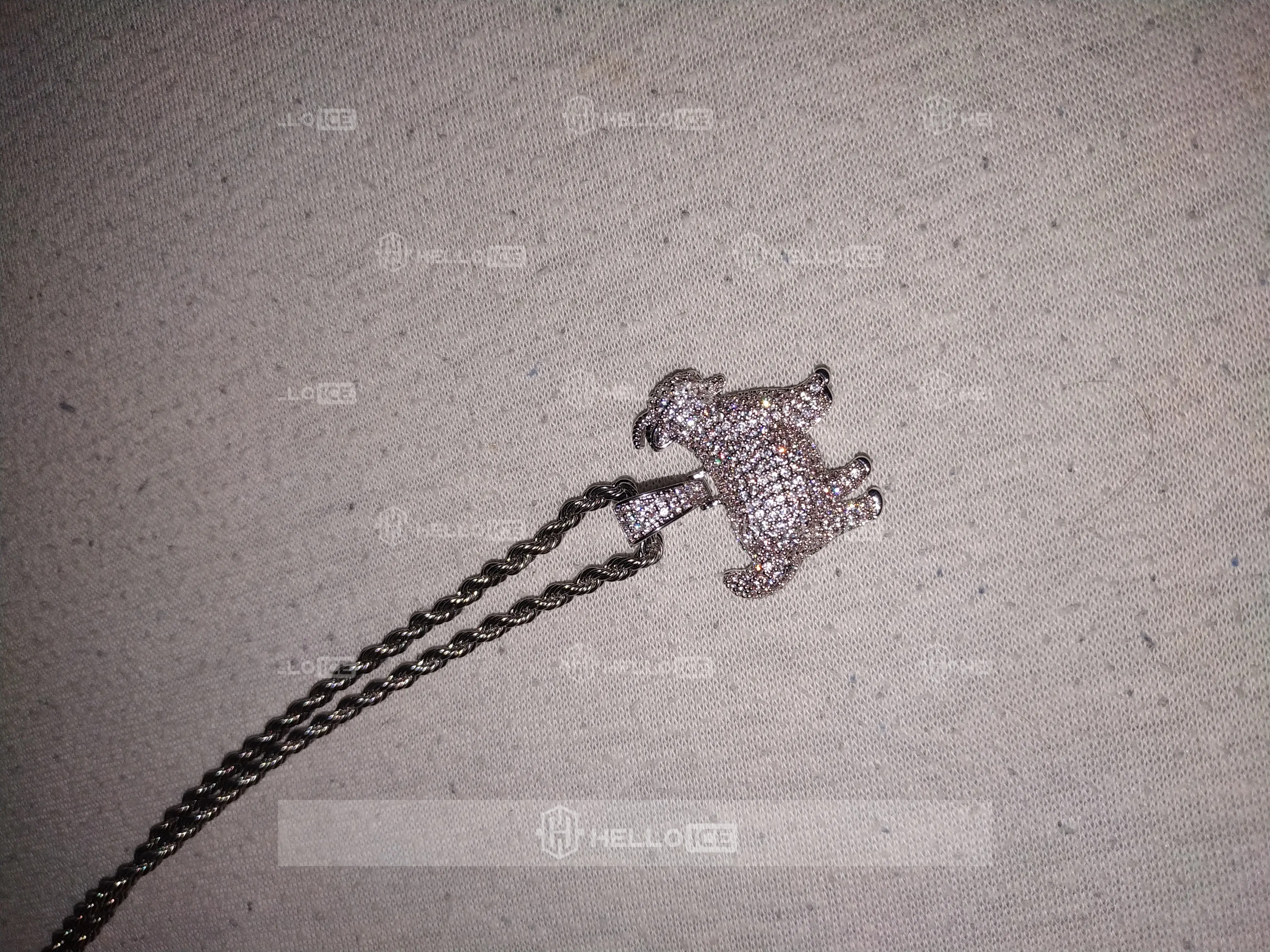 Helloice Review Image