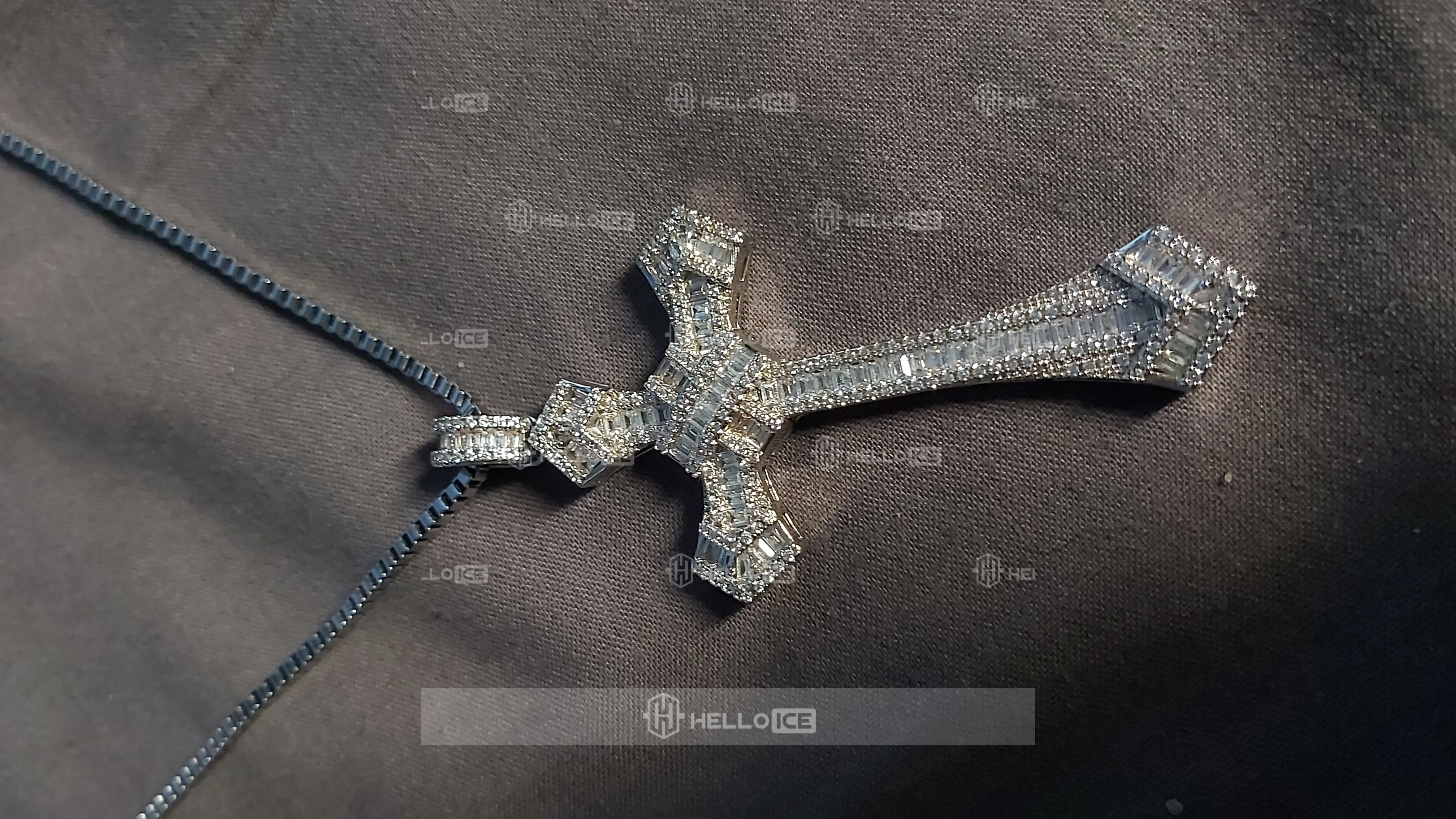 Helloice Review Image