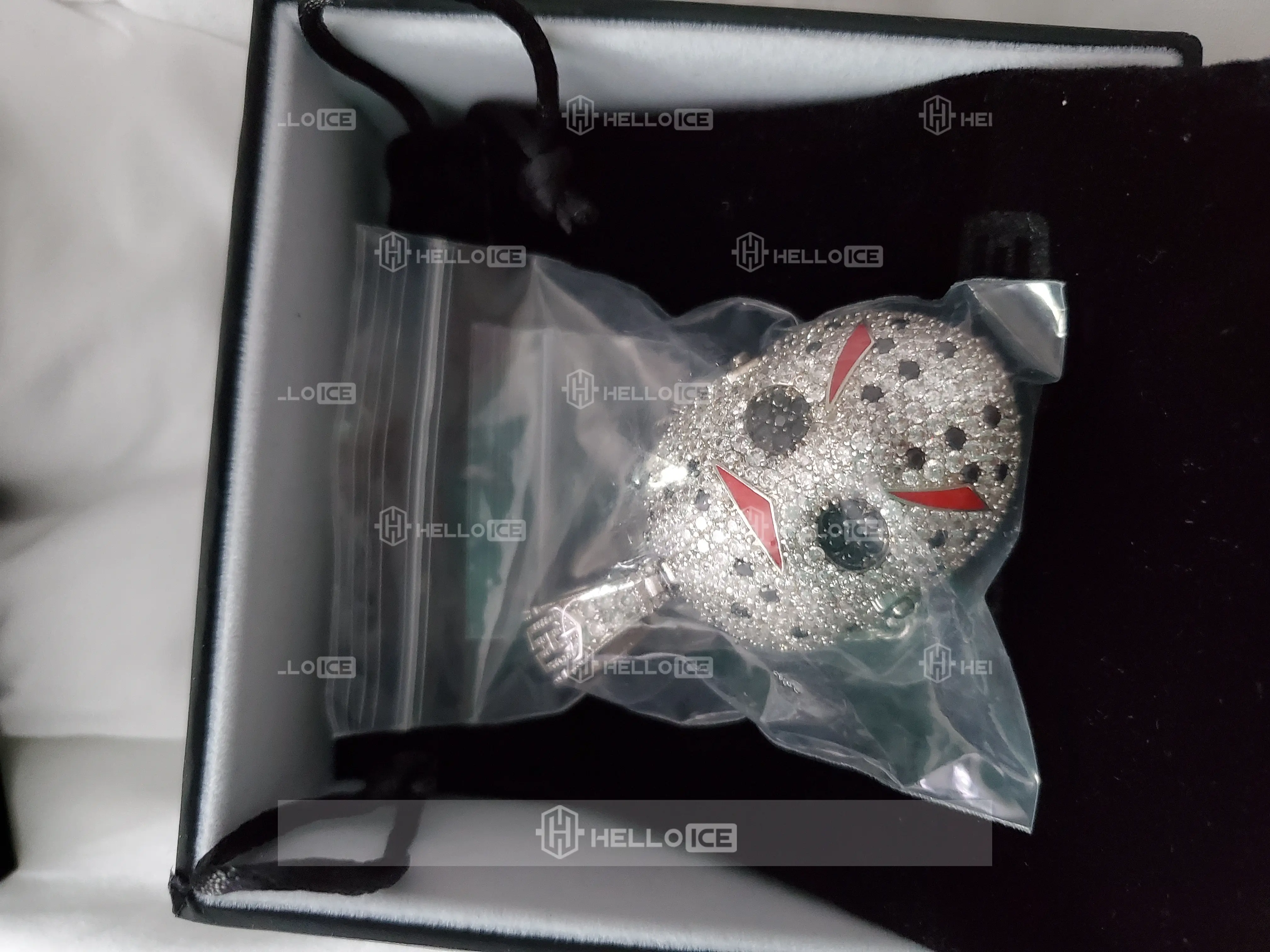 Helloice Review Image