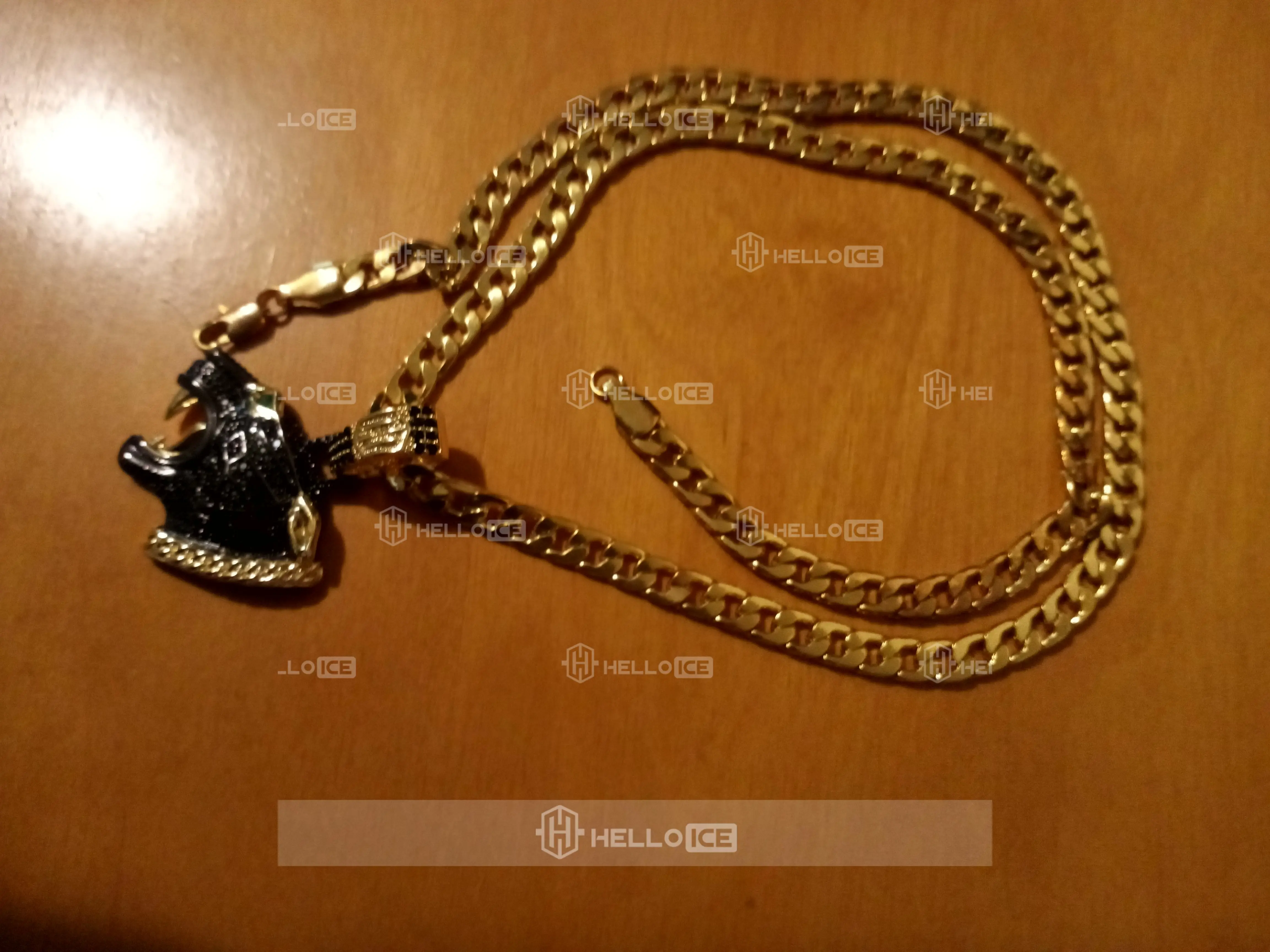 Helloice Review Image