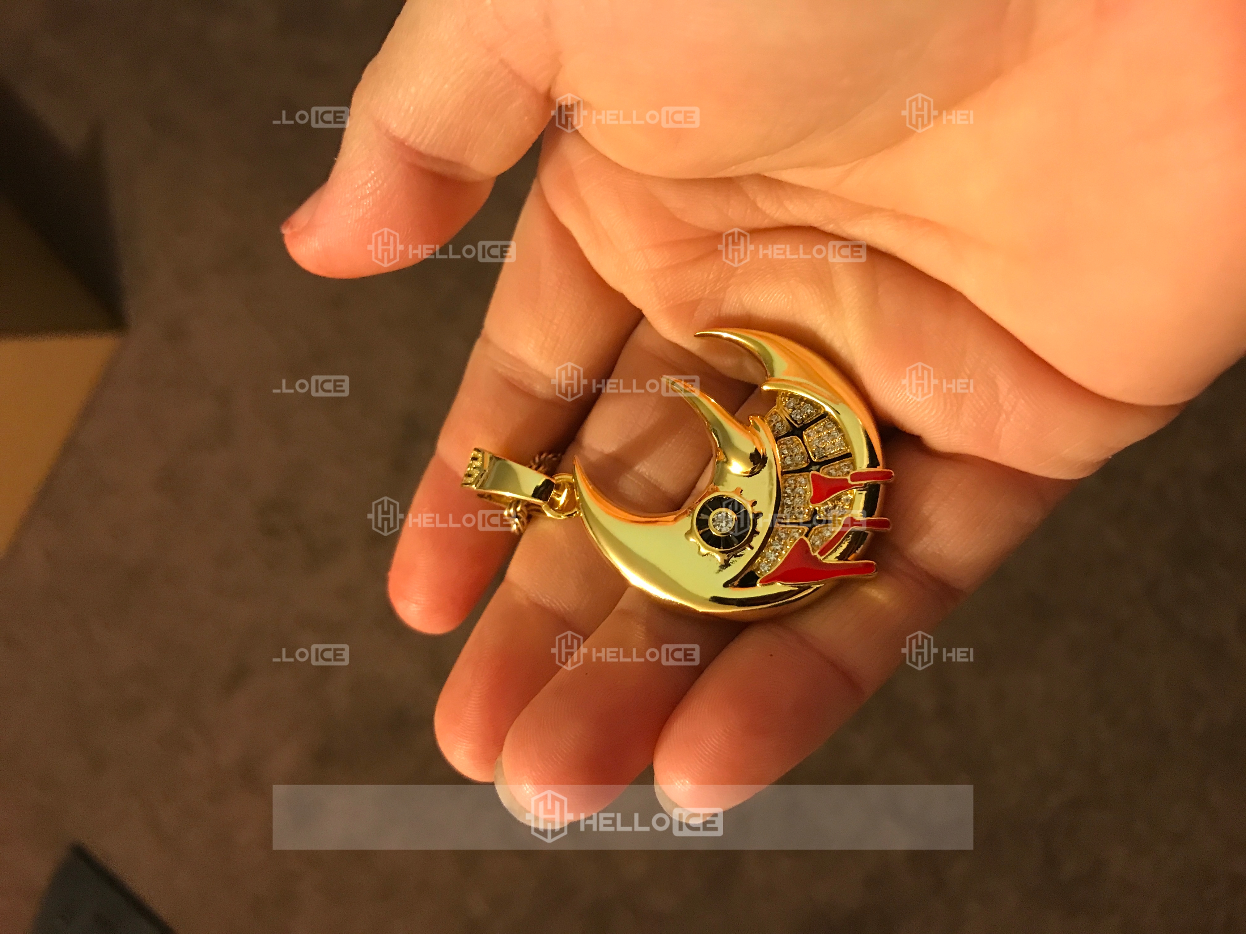 Helloice Review Image