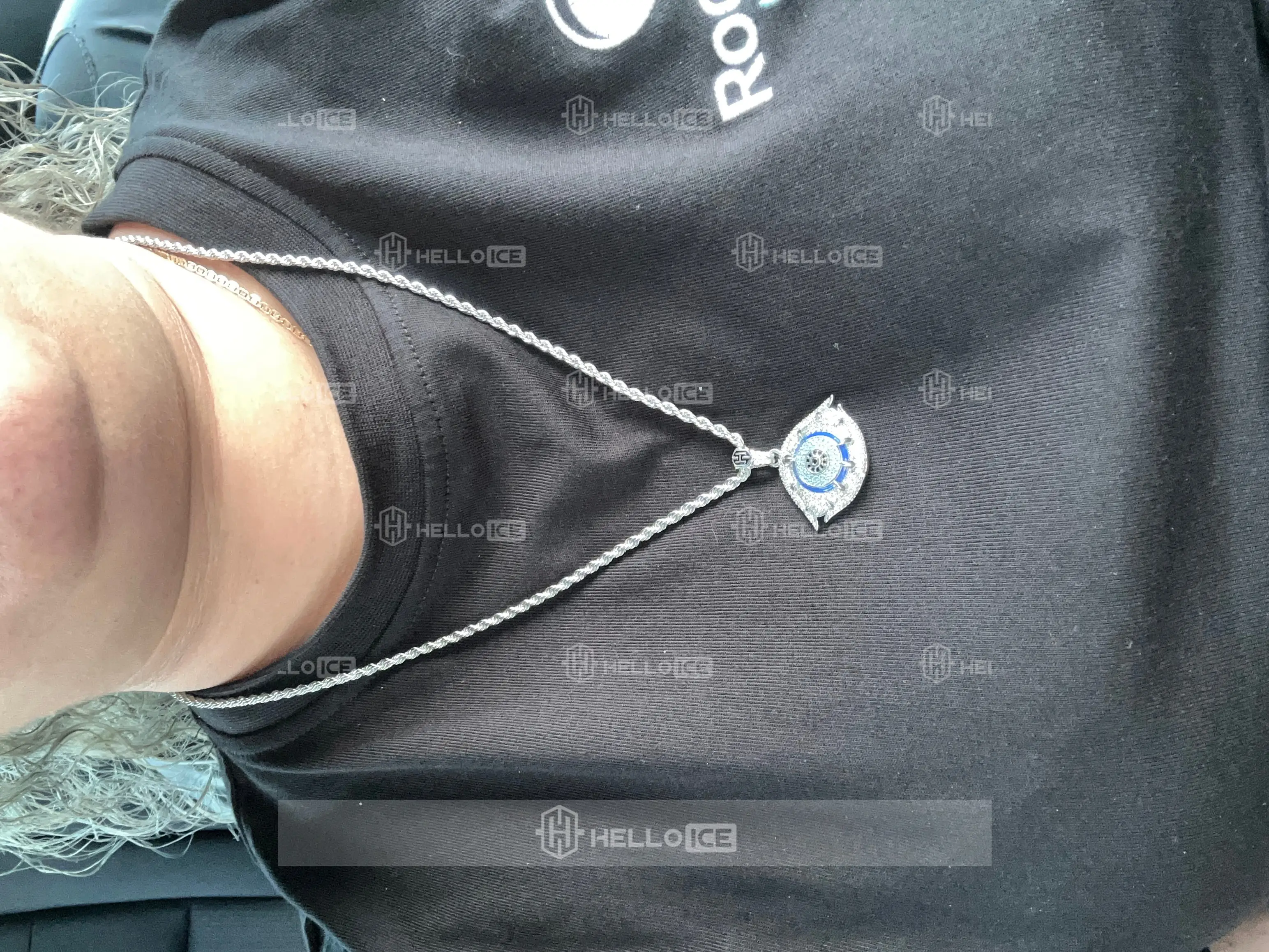 Helloice Review Image