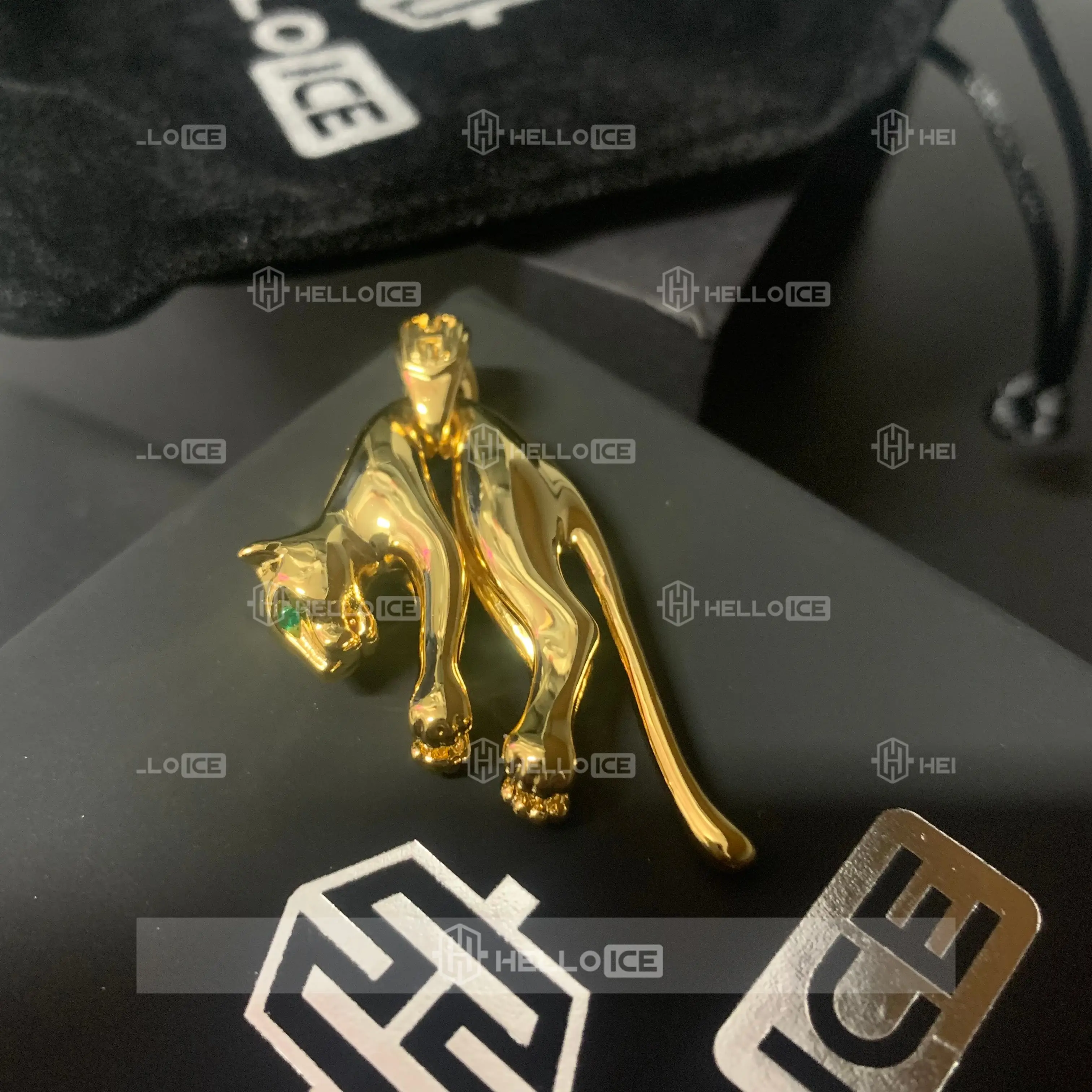 Helloice Review Image