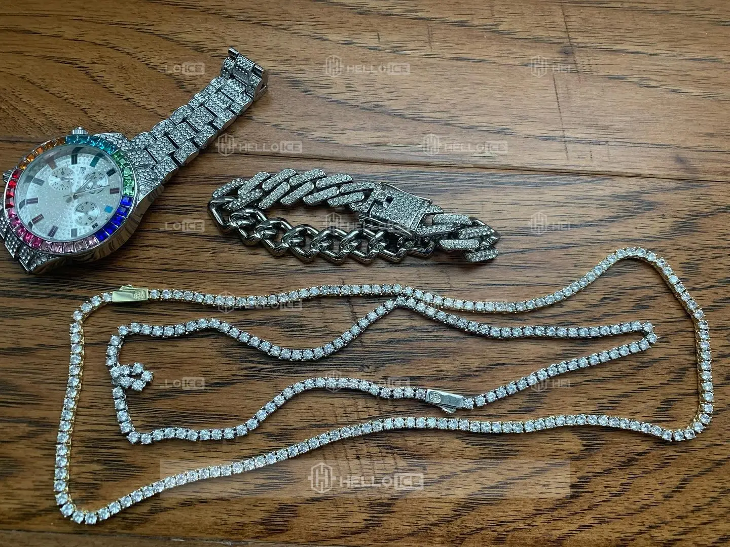 Helloice Review Image