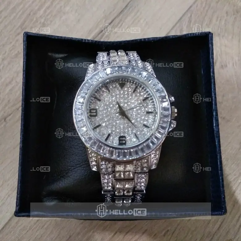 Helloice Review Image