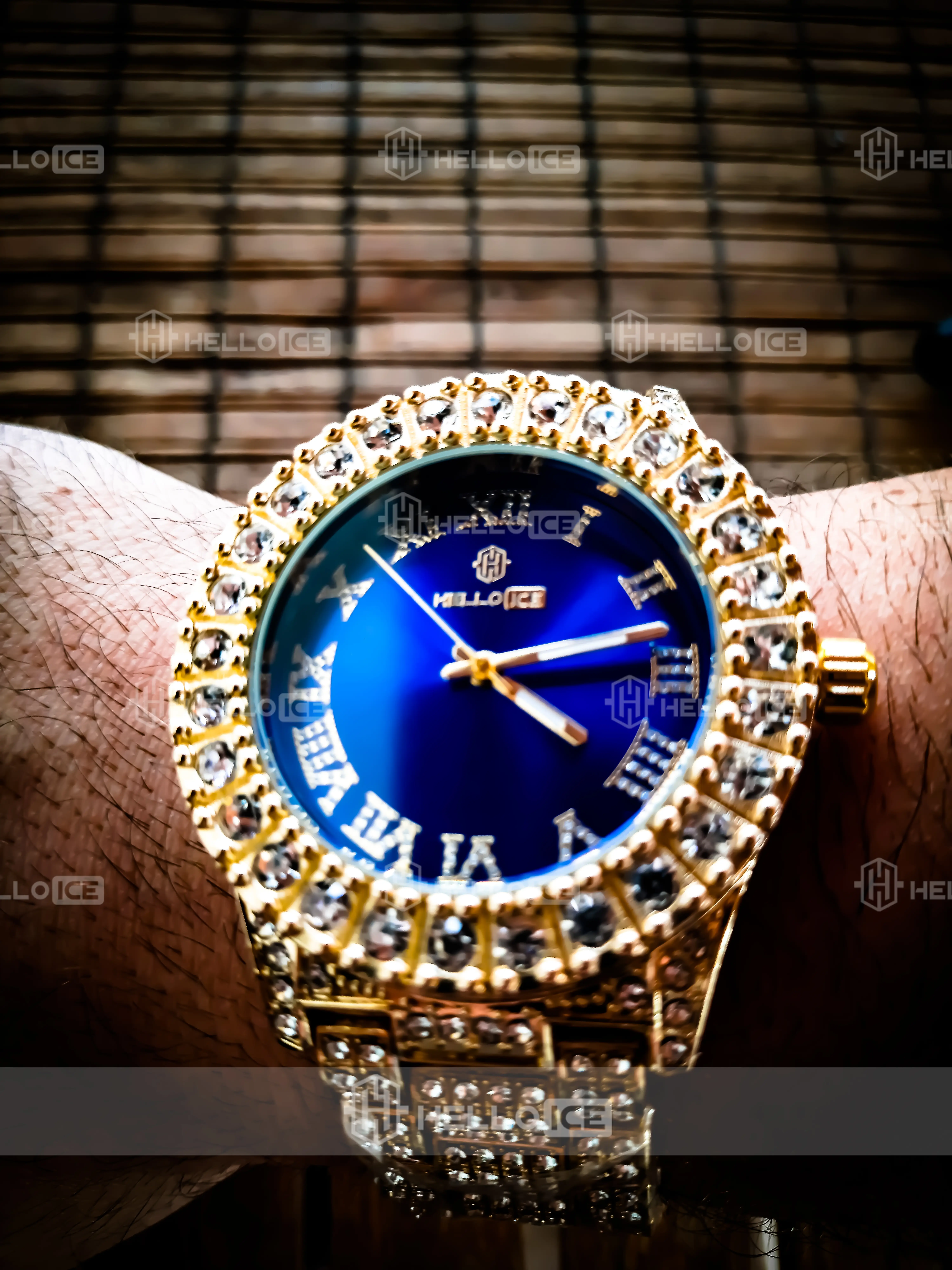 Helloice Review Image