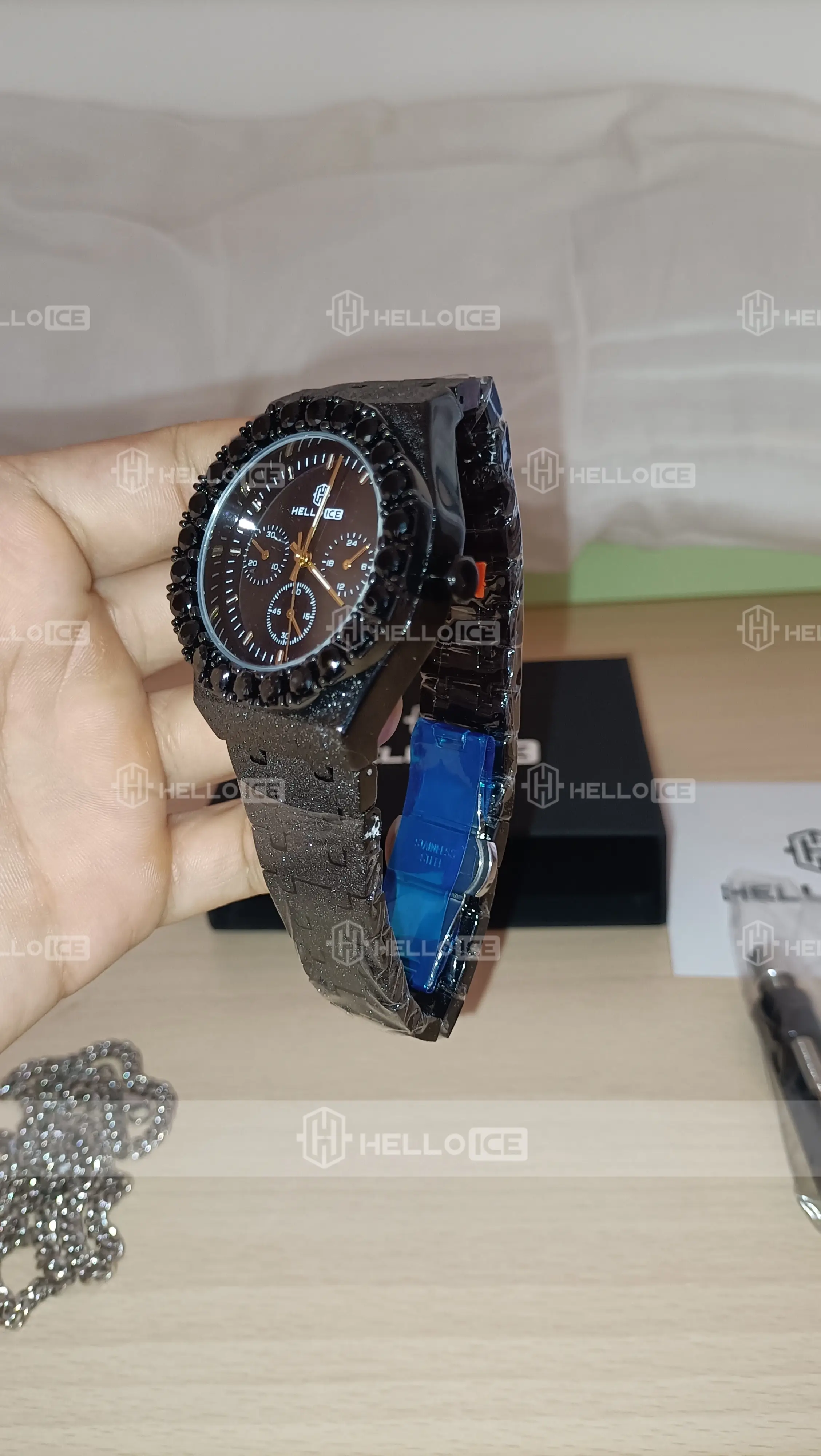 Helloice Review Image