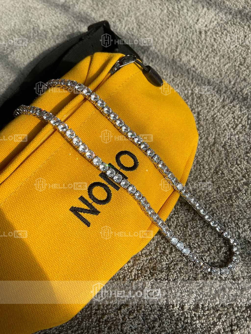 Helloice Review Image