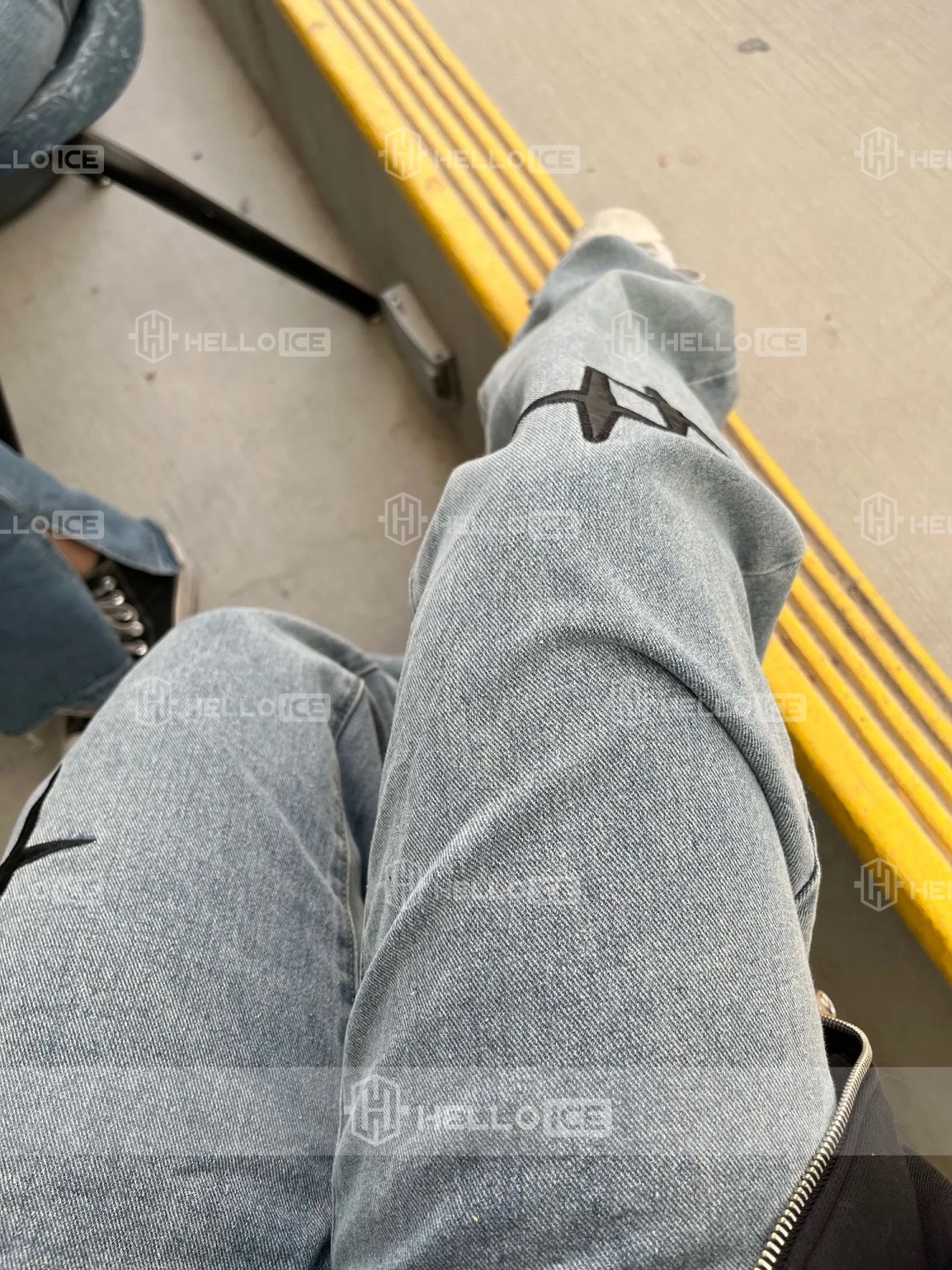 Helloice Review Image