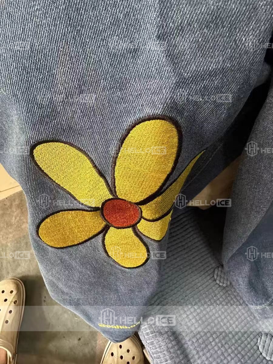 Helloice Review Image