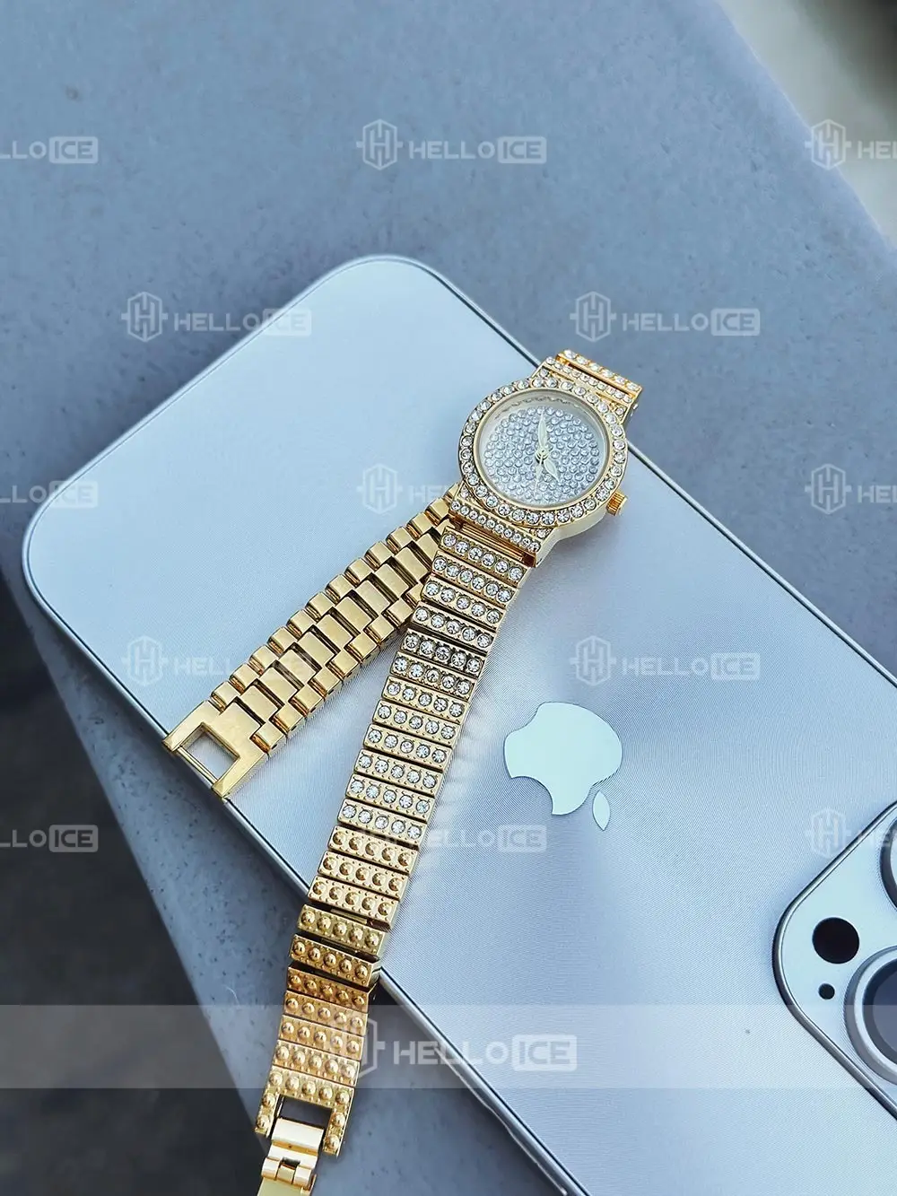 Helloice Review Image