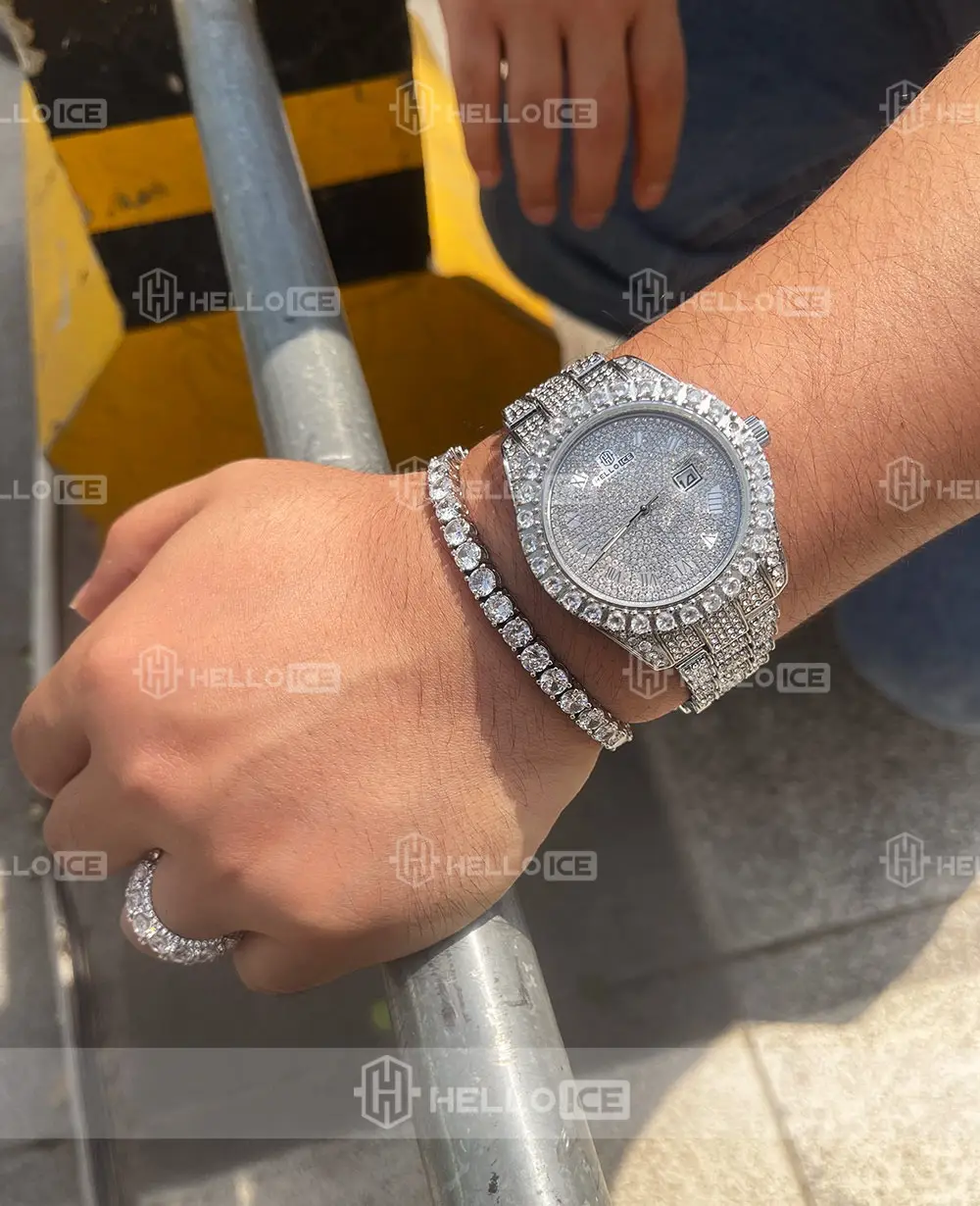 Helloice Review Image