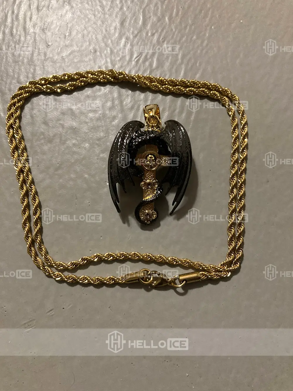 Helloice Review Image