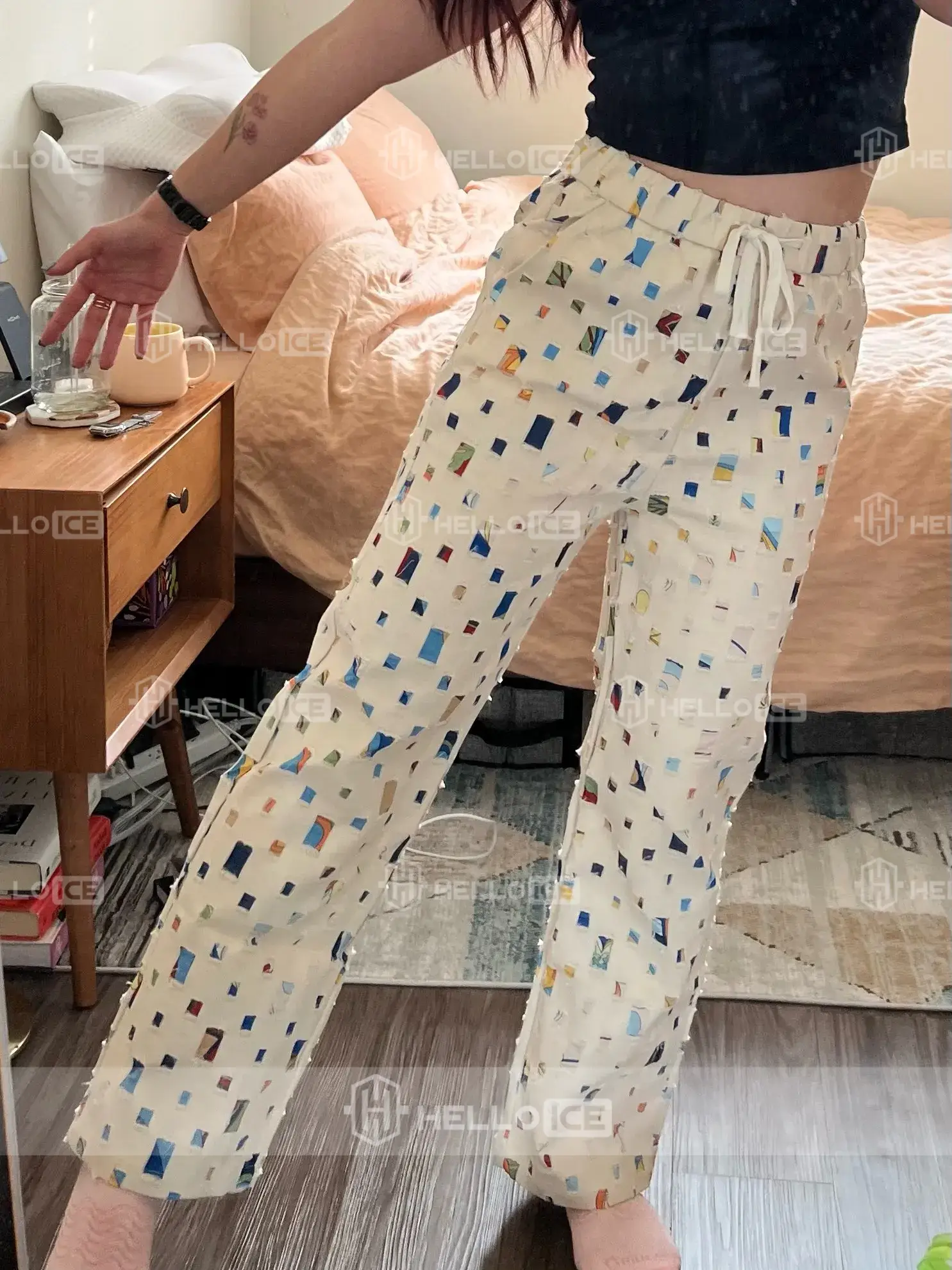 Helloice Review Image