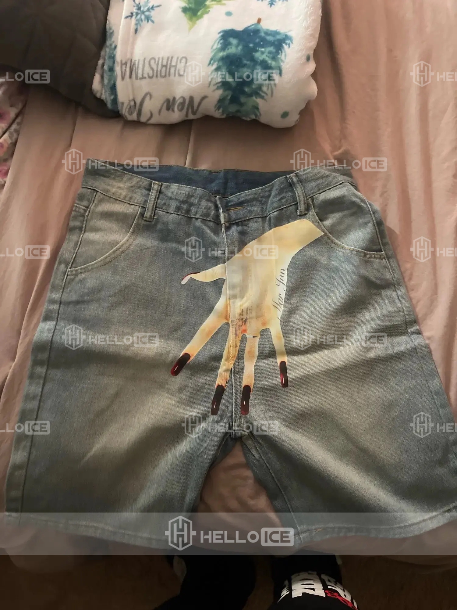 Helloice Review Image