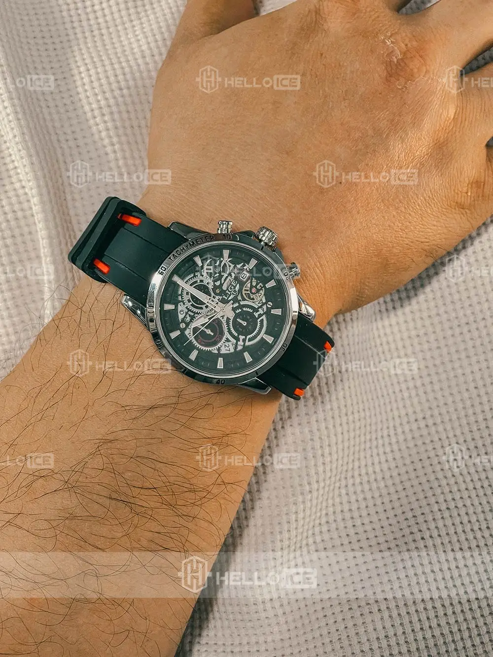 Helloice Review Image