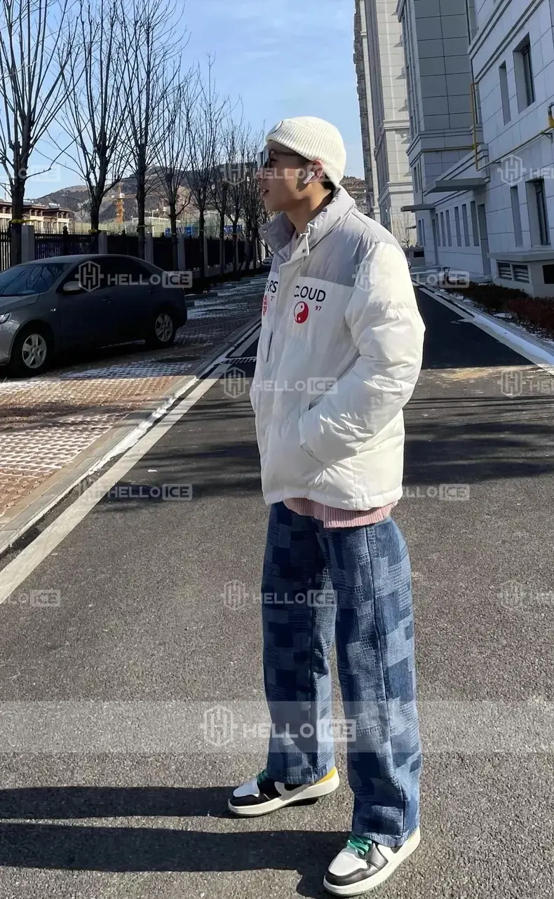 Helloice Review Image