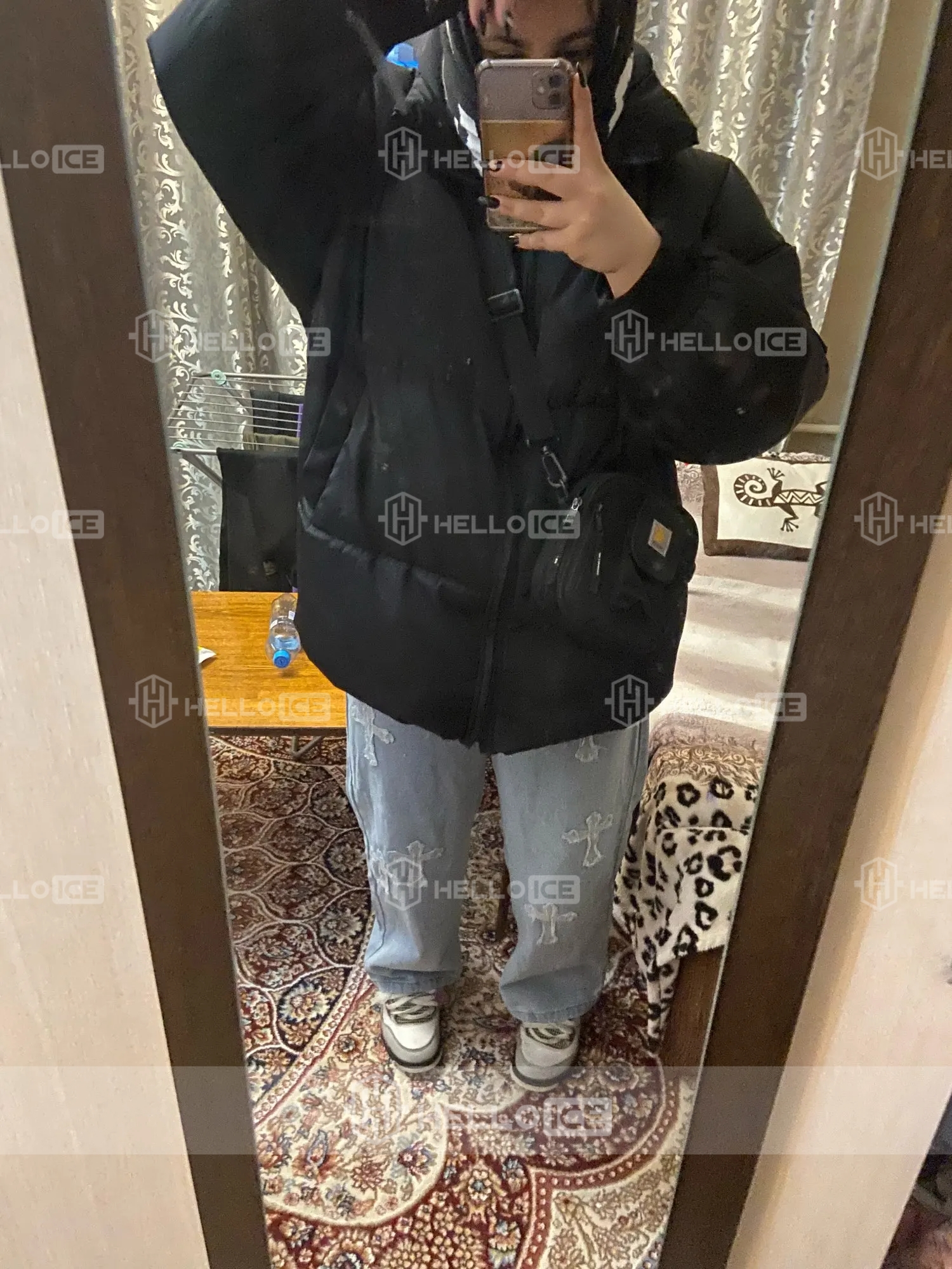 Helloice Review Image