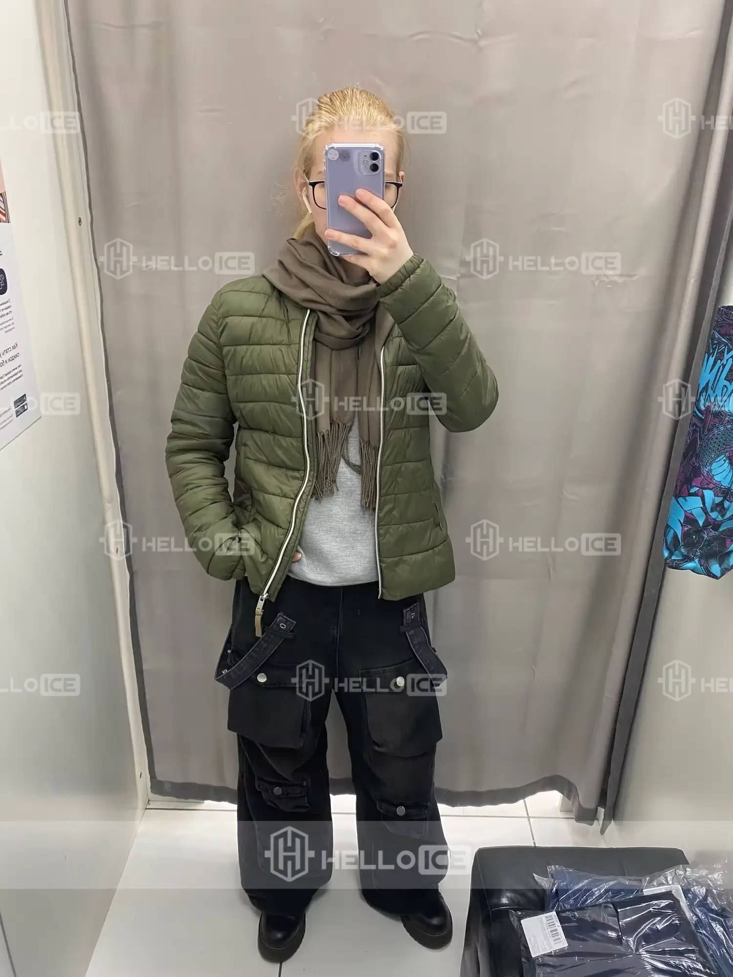 Helloice Review Image