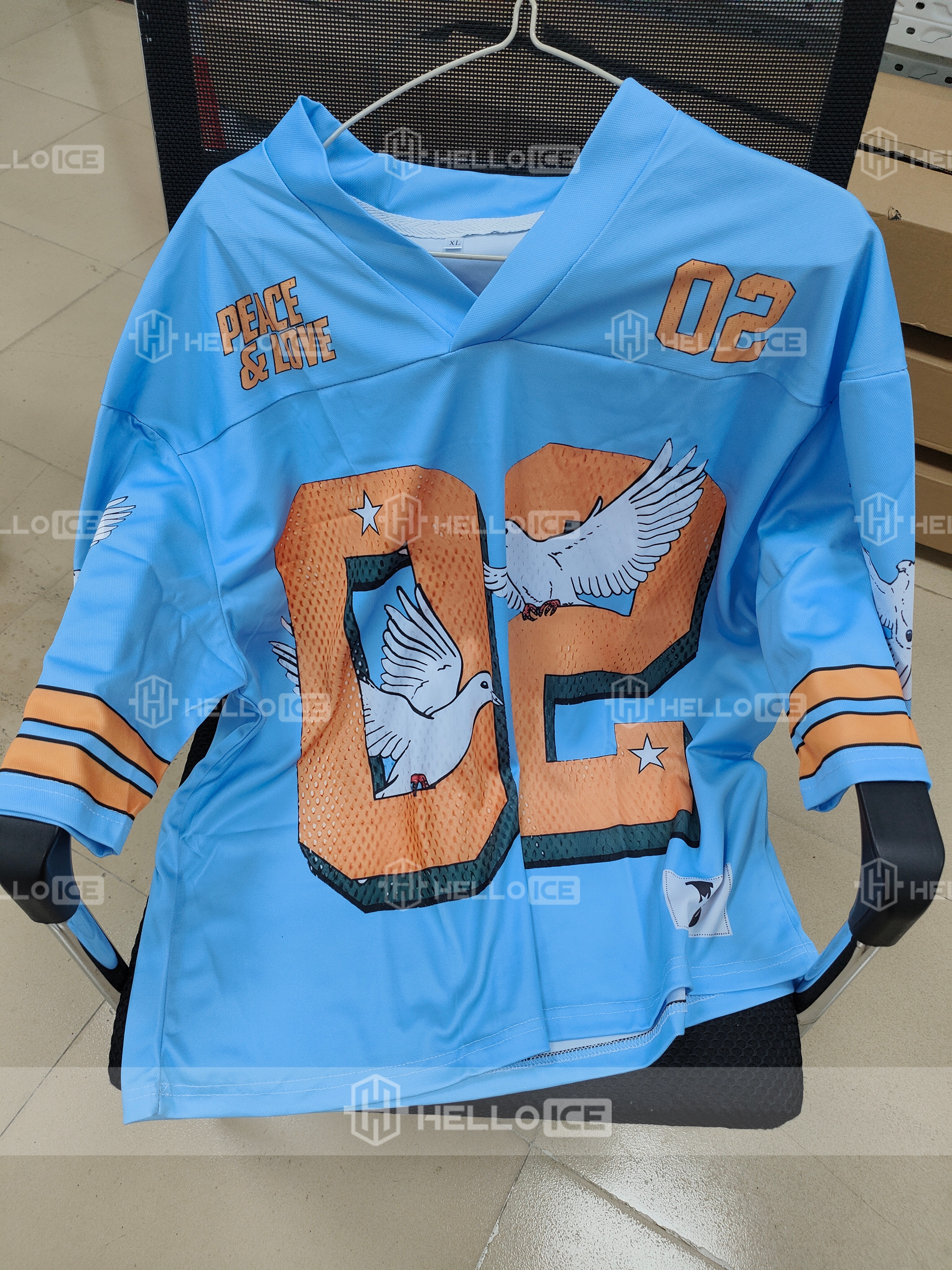 Helloice Review Image