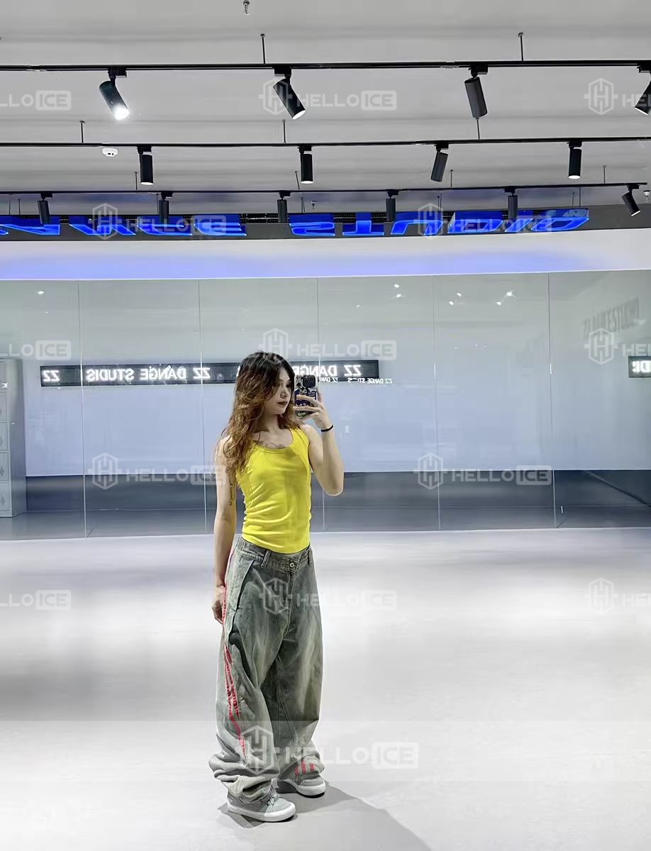 Helloice Review Image