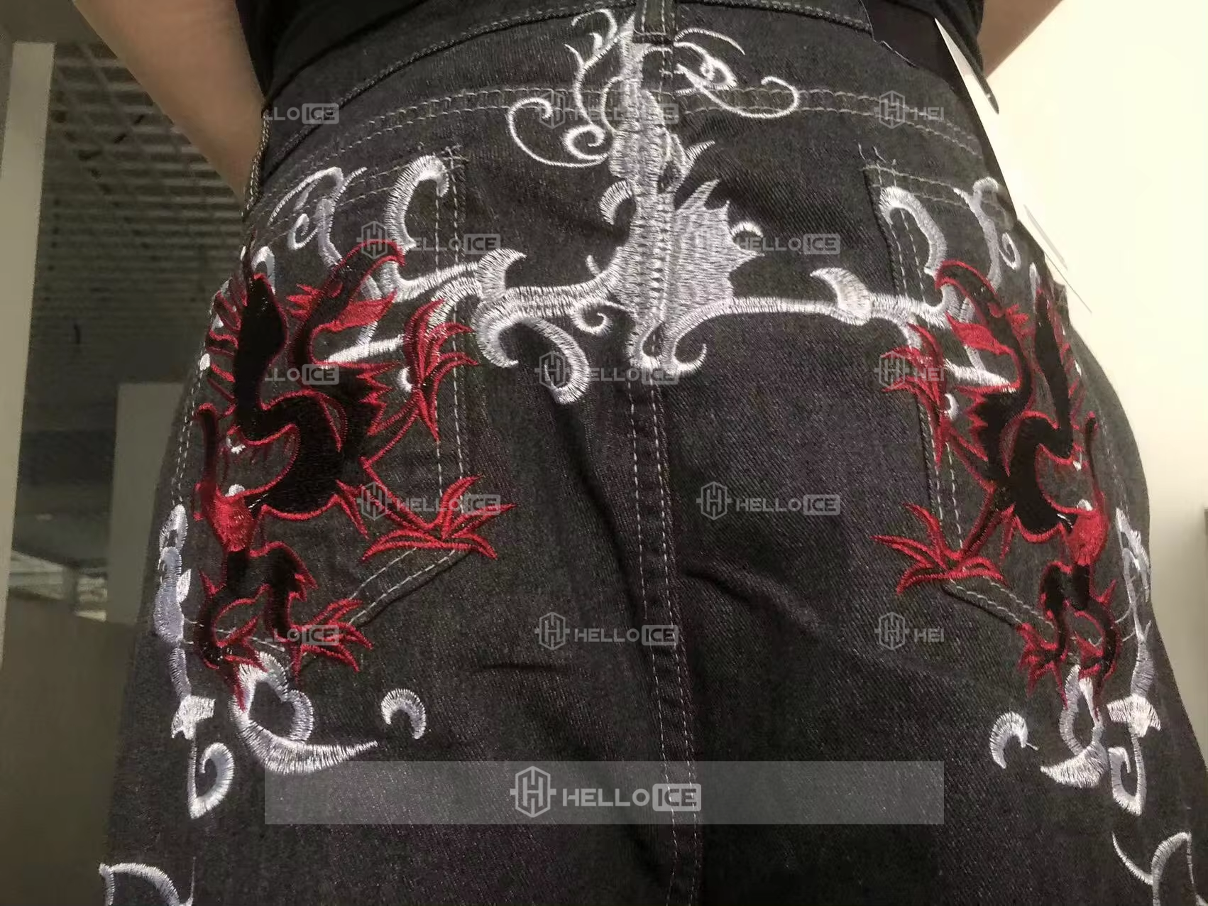 Helloice Review Image