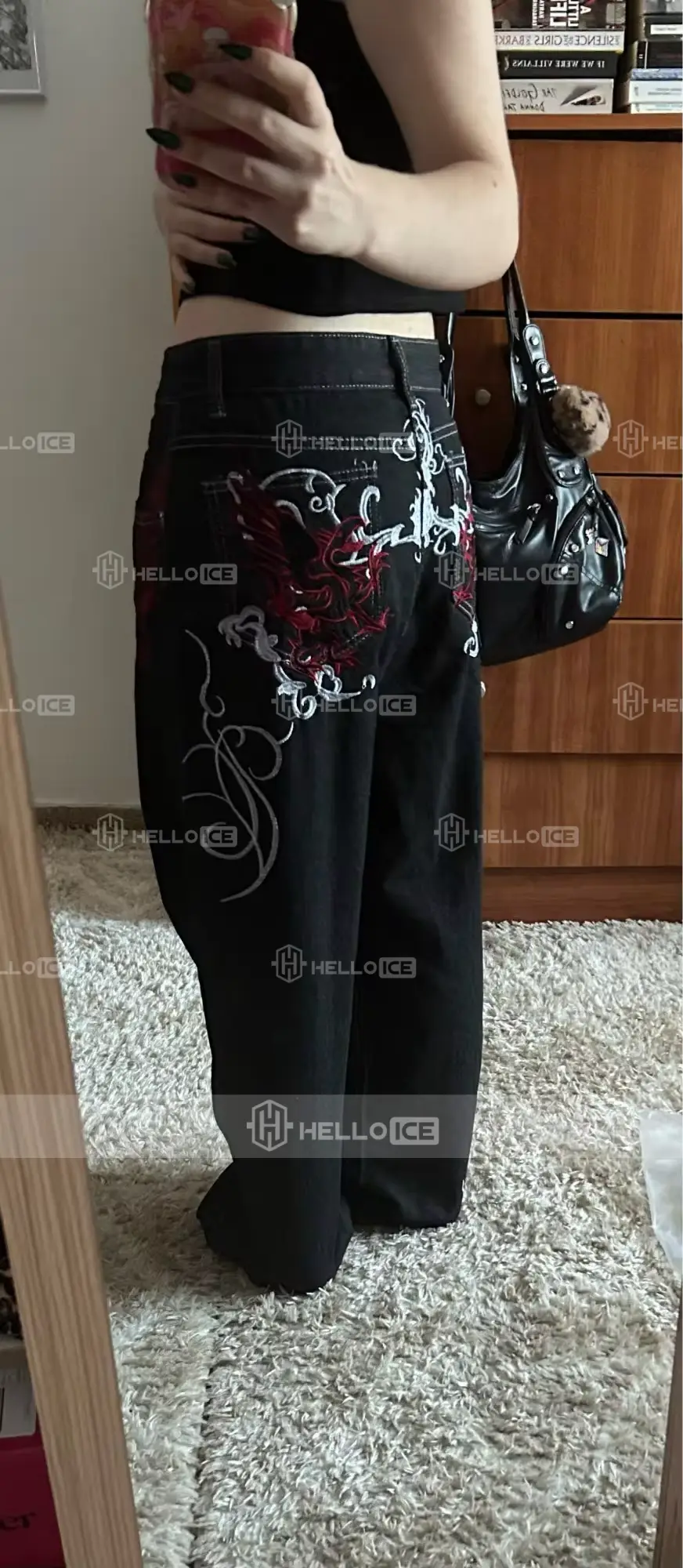 Helloice Review Image