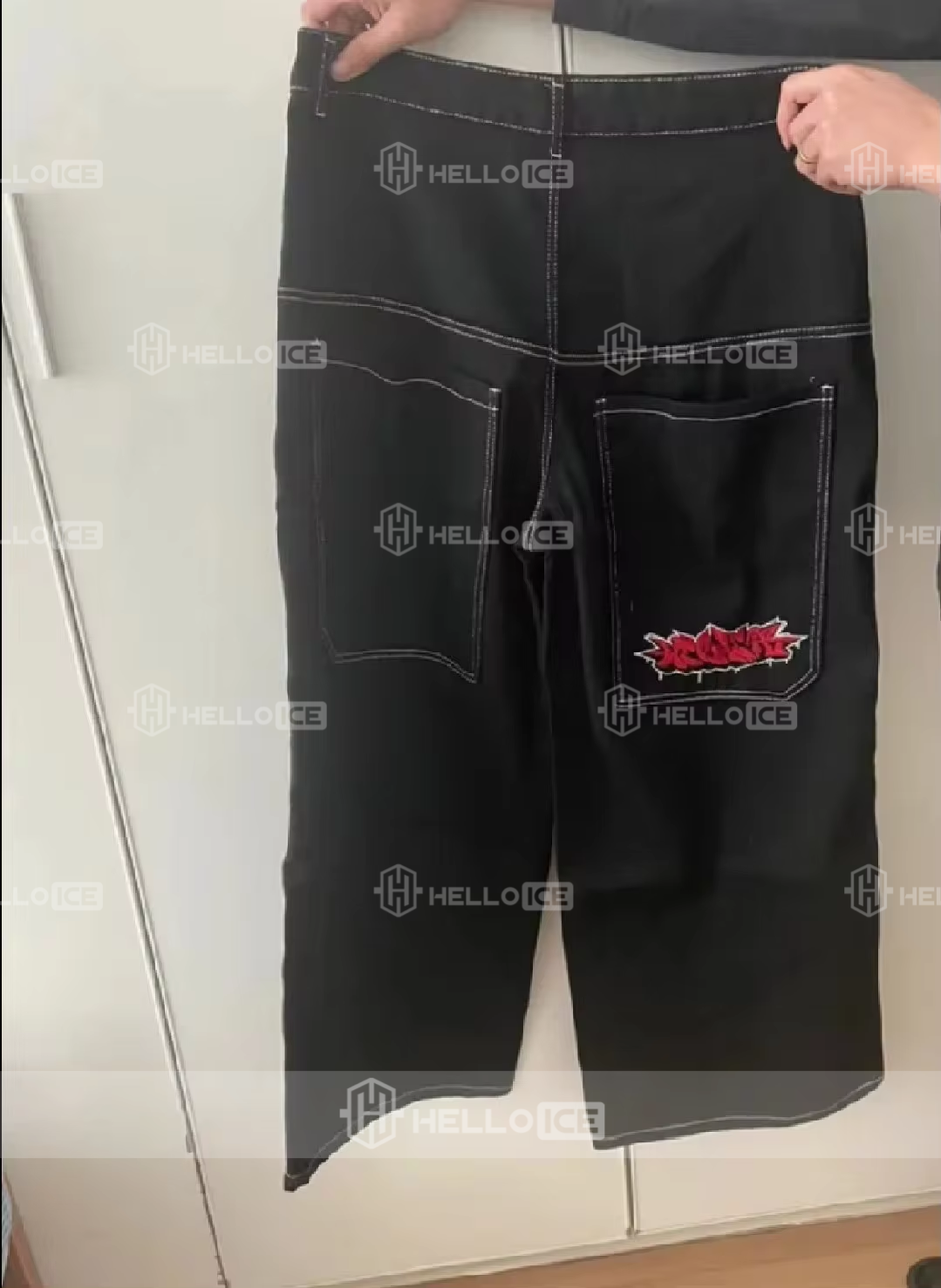 Helloice Review Image