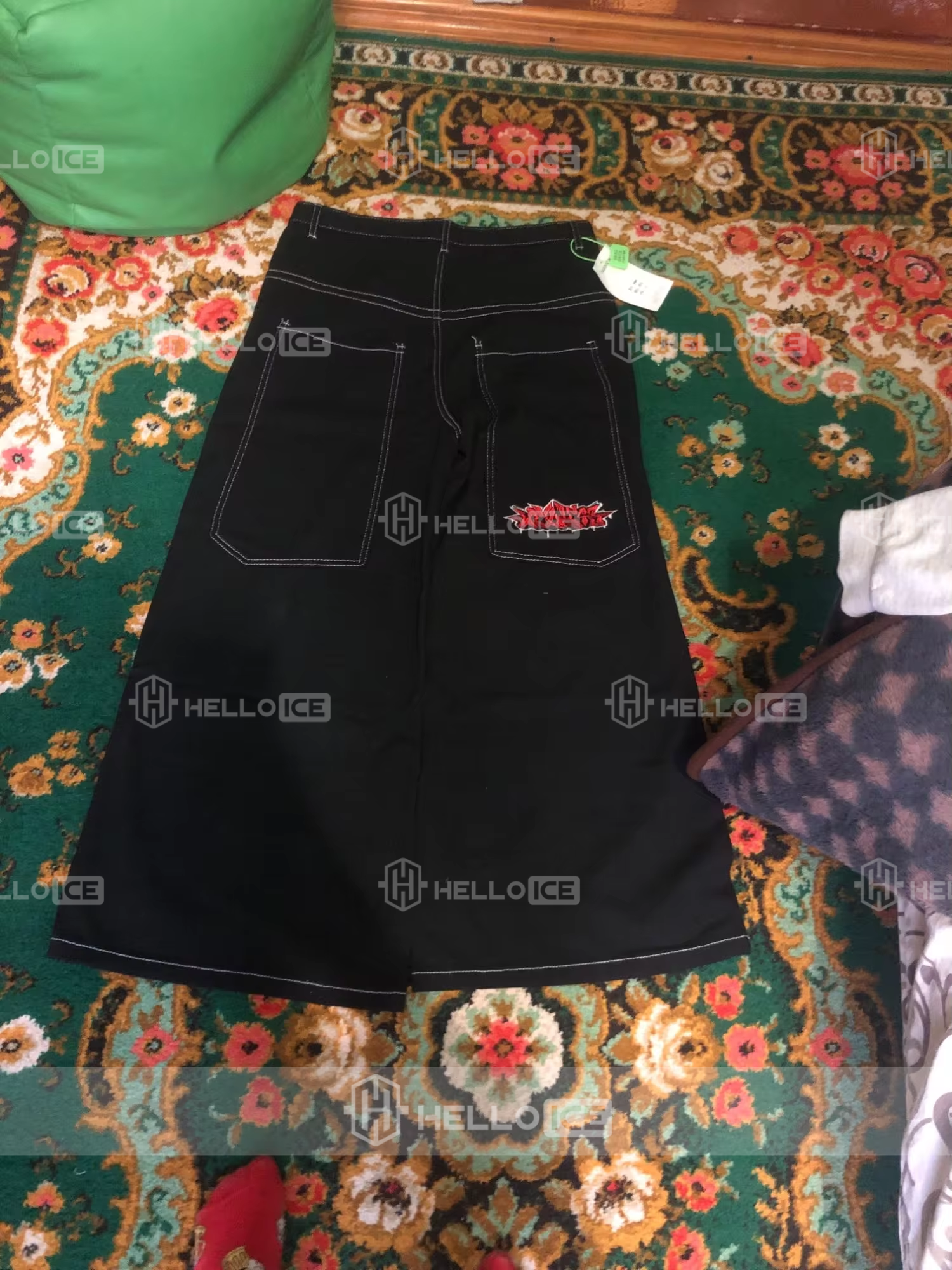 Helloice Review Image