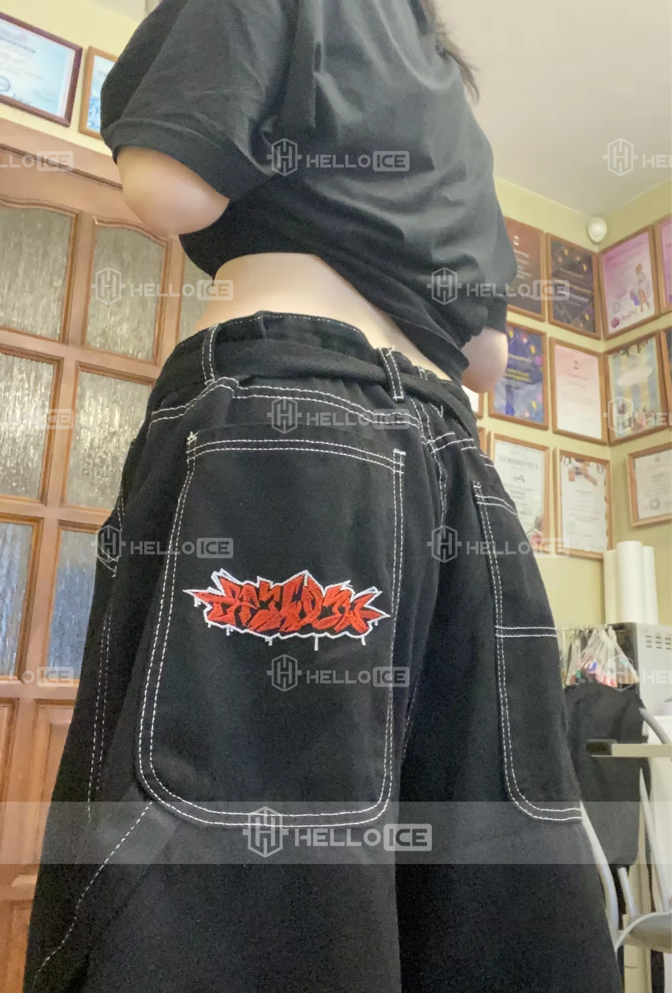 Helloice Review Image