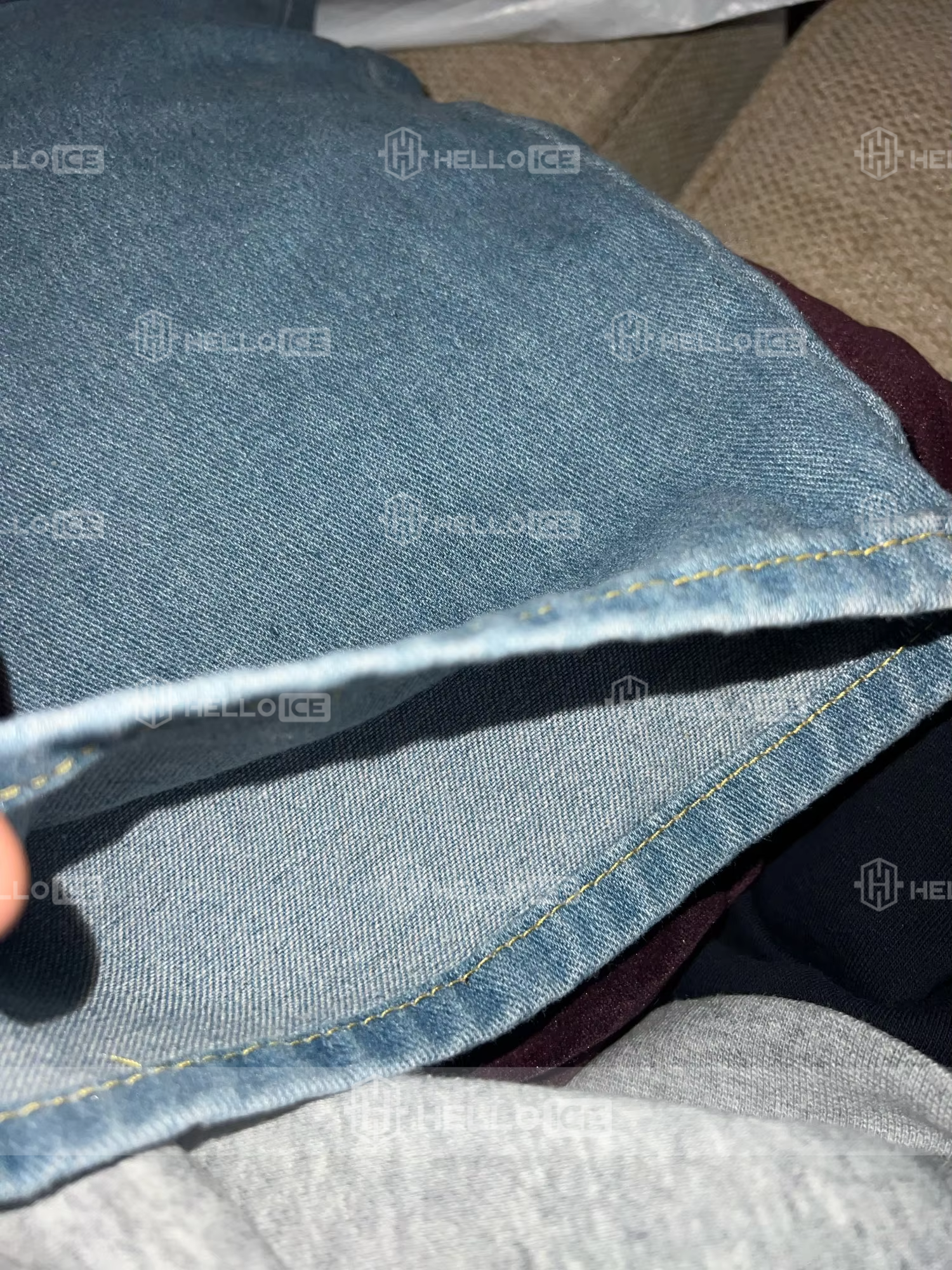 Helloice Review Image