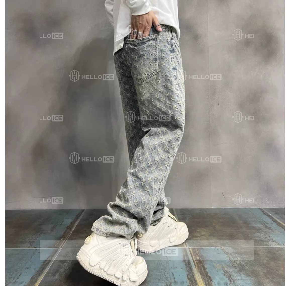 Helloice Review Image