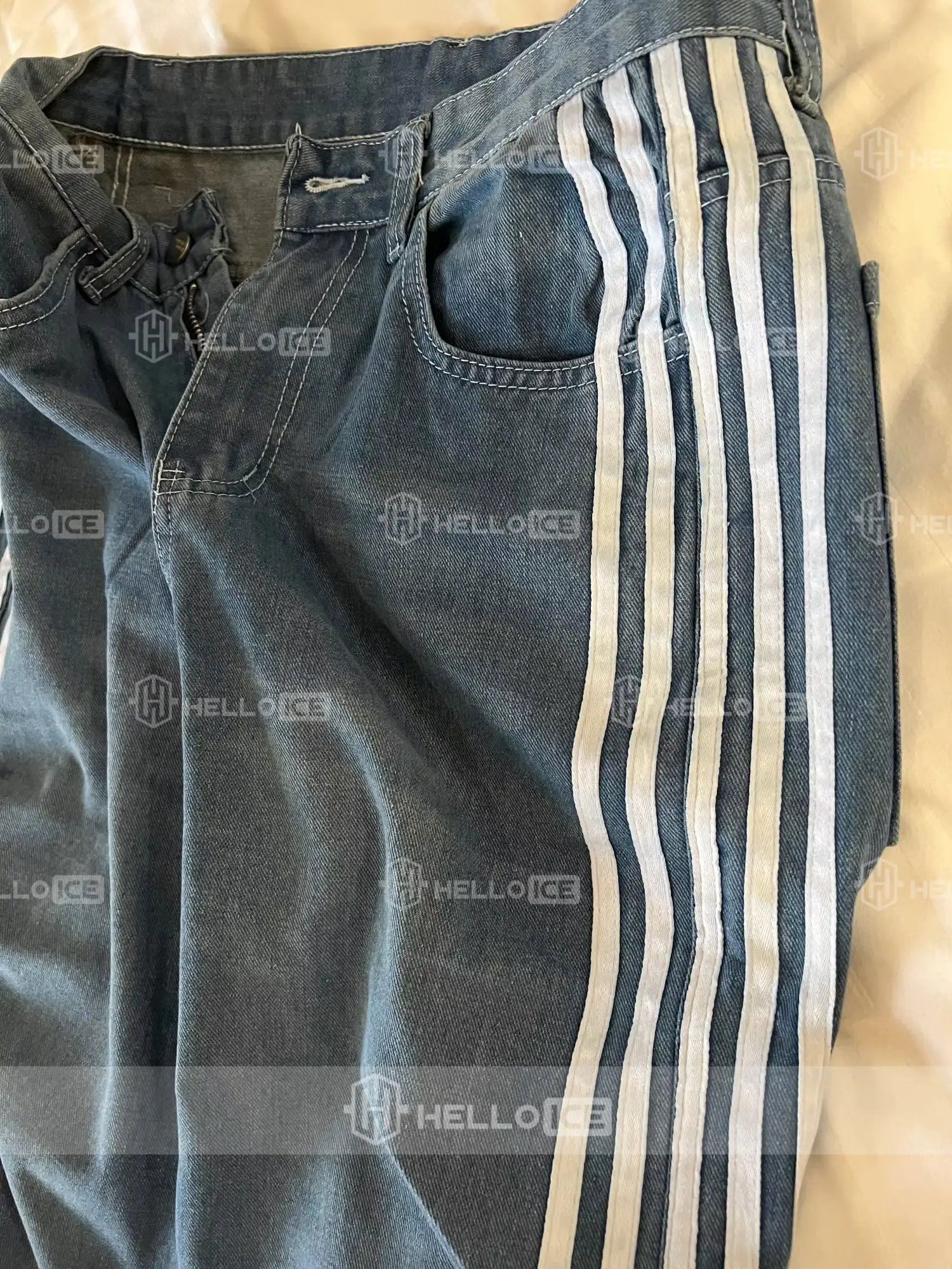 Helloice Review Image