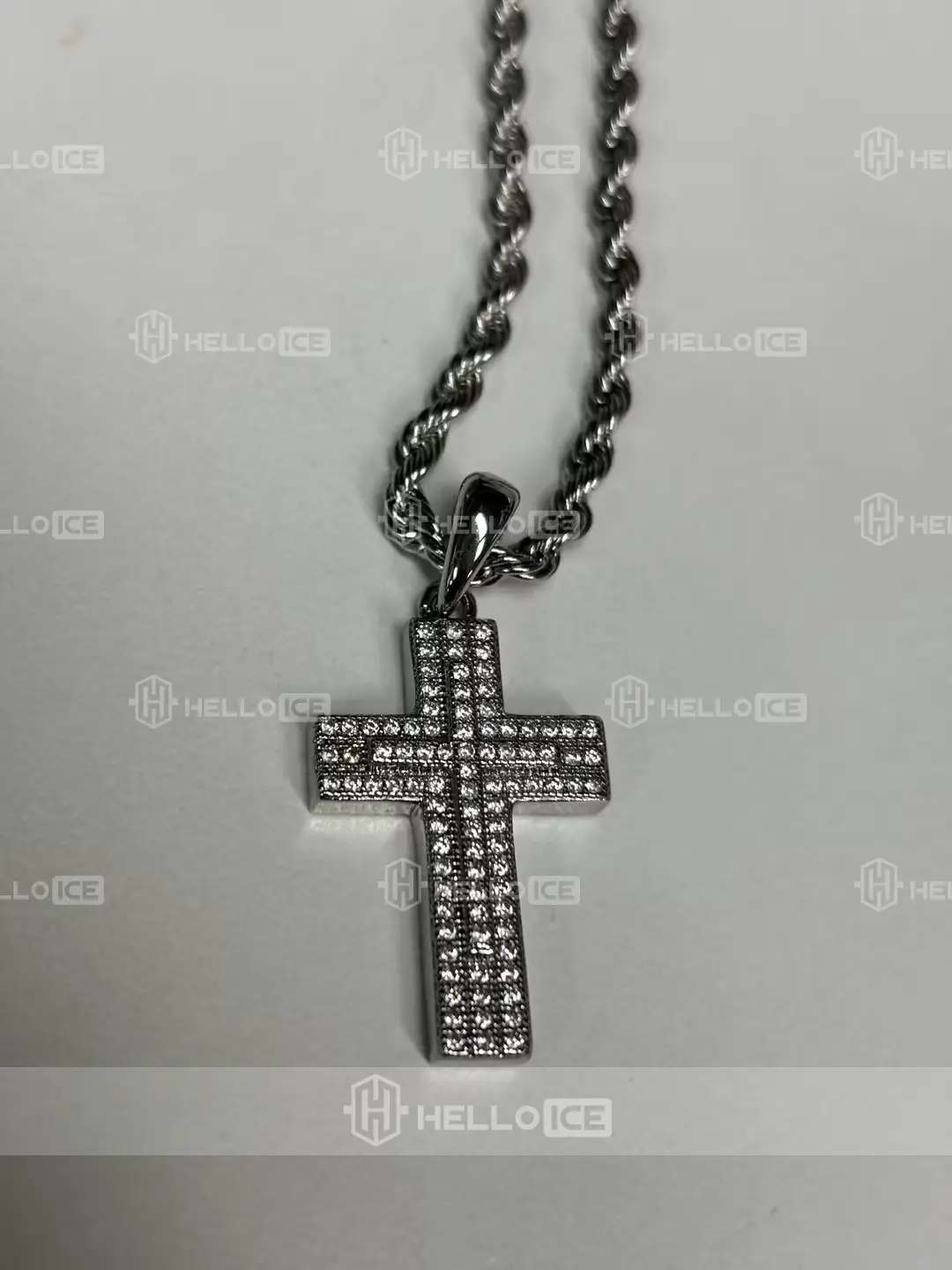 Helloice Review Image