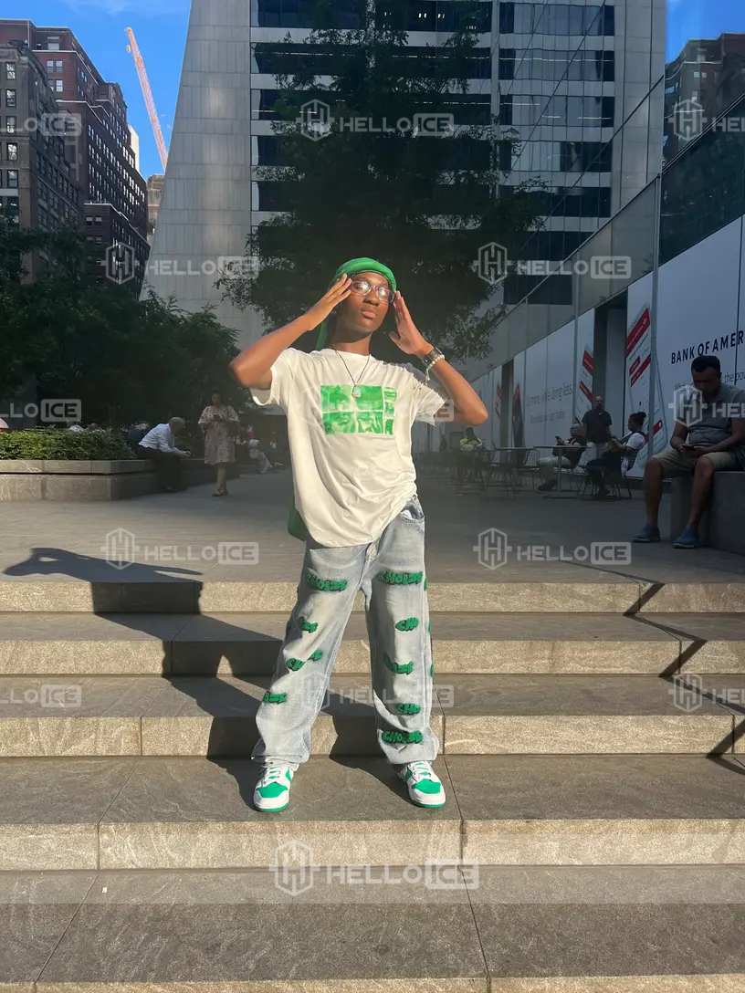 Helloice Review Image