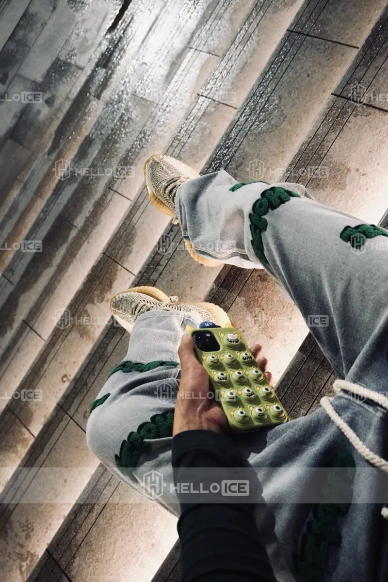 Helloice Review Image