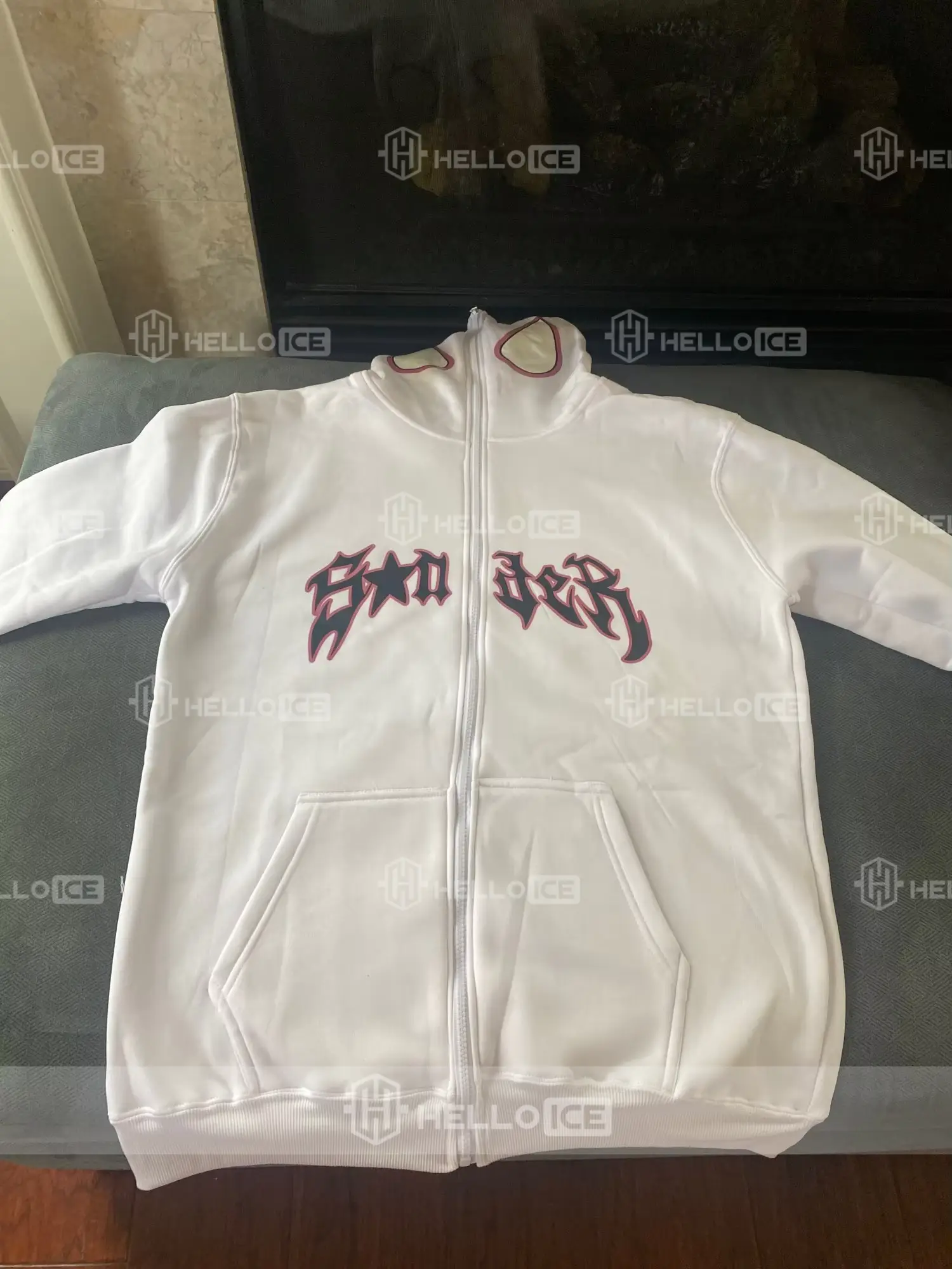 Helloice Review Image