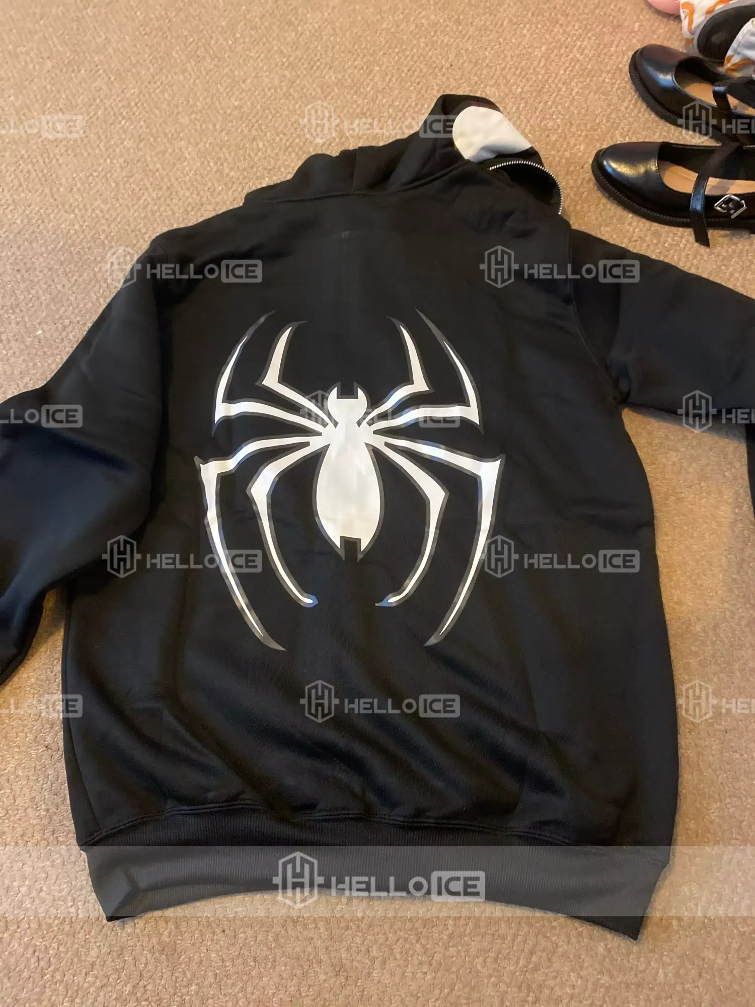 Helloice Review Image